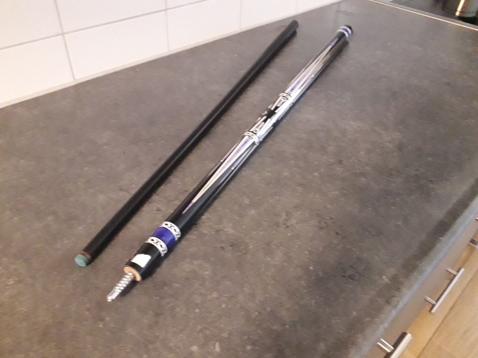 Biljart keu - Pool of carambole, Ophalen of Verzenden, Zo goed als nieuw, Keu of Ballen