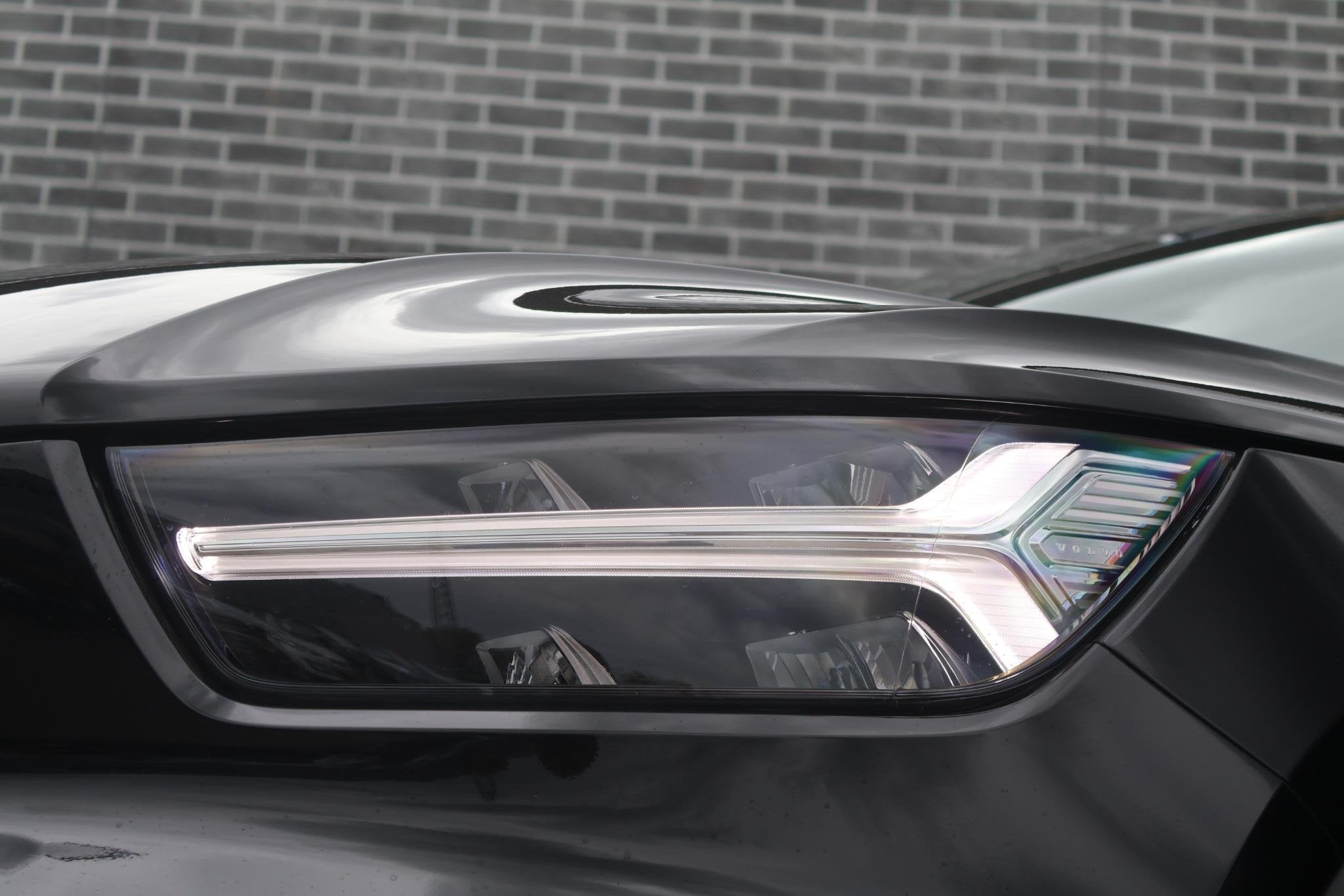 Volvo XC40 1.5 T4 Recharge Inscription Expression | Plug-in, Auto's, Volvo, 12 maanden, Euro 6, 1712 kg, Zwart
