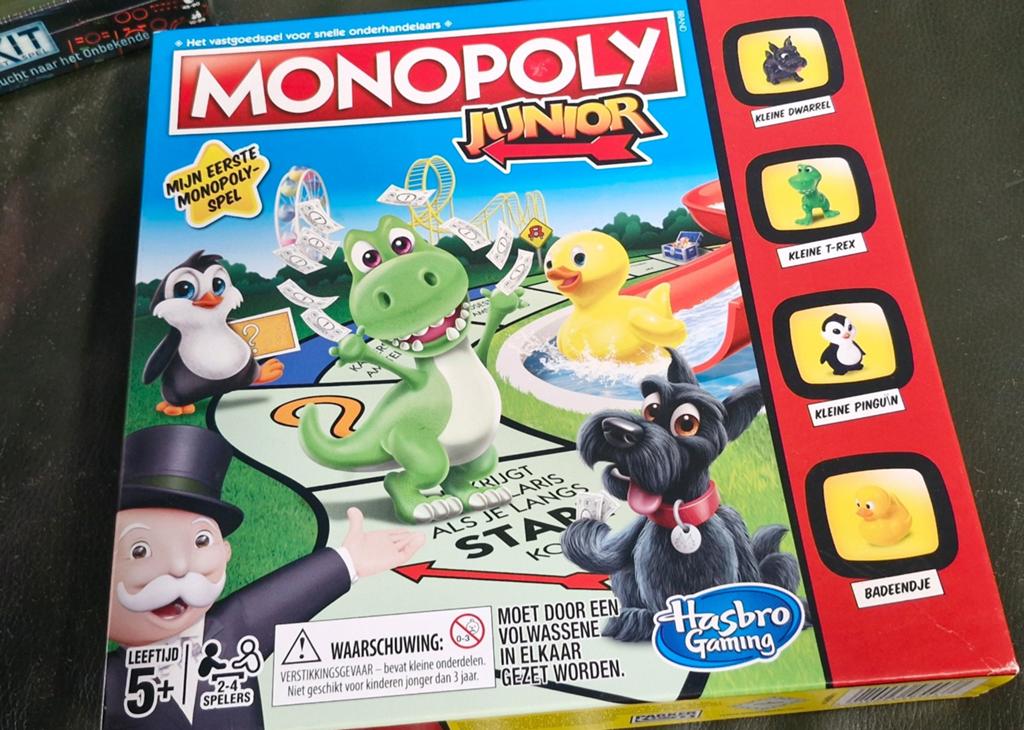 Monopoly Junior - Mijn Eerste Monopoly Spel, Drie of vier spelers, Ophalen of Verzenden, Zo goed als nieuw, Hasbro