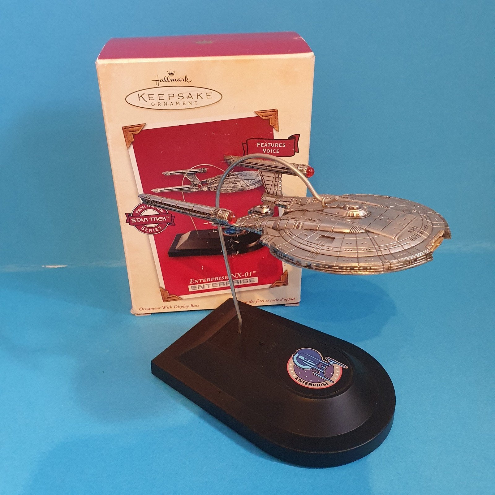 Hallmark Keepsake Ornament 2002 Star Trek Enterprise NX-01, Ophalen of Verzenden, Nieuw, Beeldje, Replica of Model