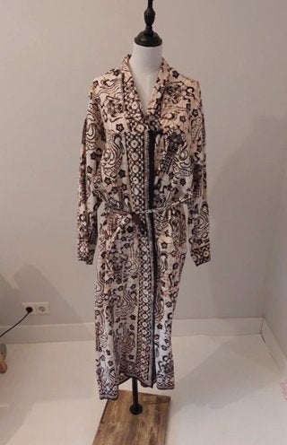 Kimono uit Bali handgemaakt - Universele maat, Kleding | Dames, Ophalen of Verzenden, Gedragen, Maat 38/40 (M), Overige kleuren