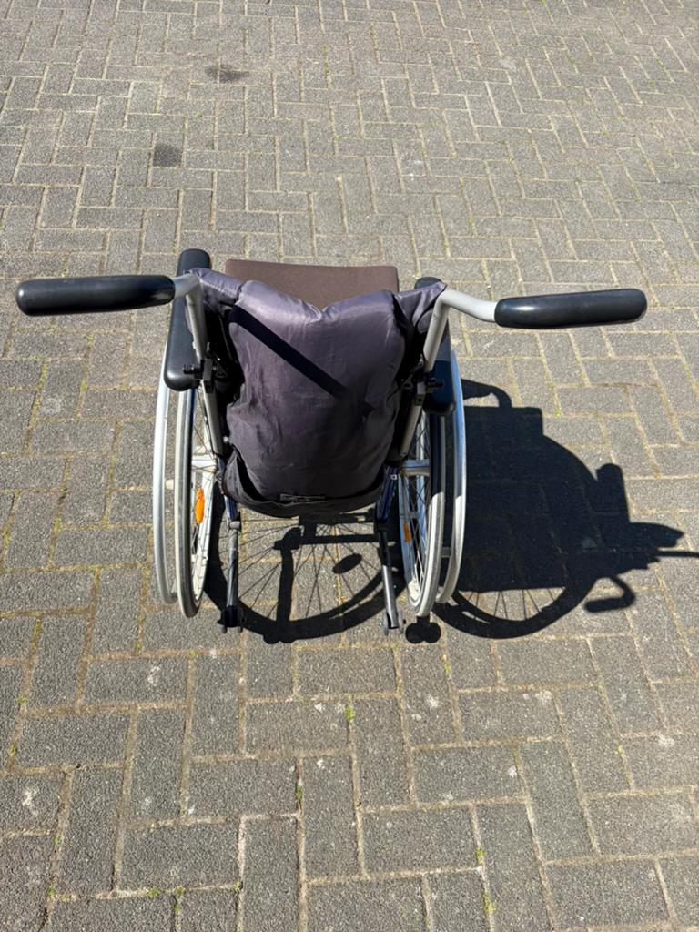 Kinder rolstoel, Diversen, Rolstoelen, Ophalen of Verzenden, Duwrolstoel