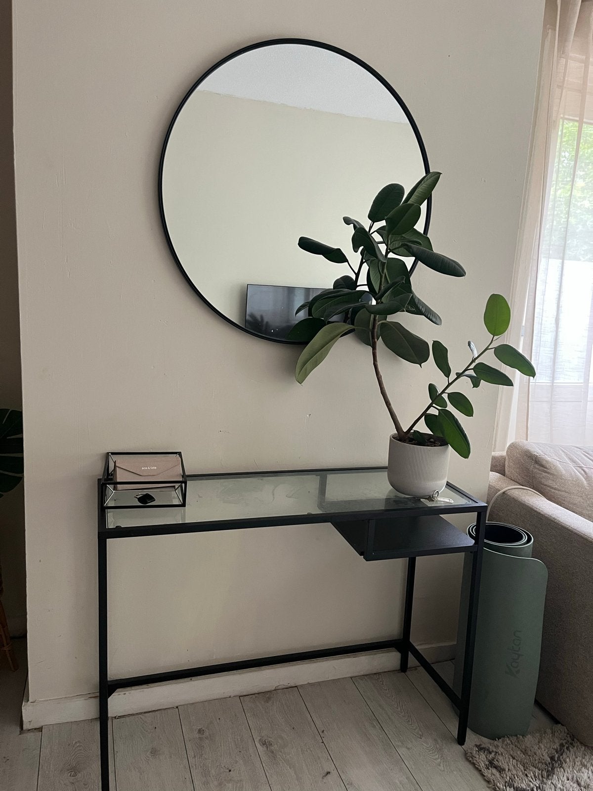 IKEA VITTSJÖ laptoptafel/bureau - zwartbruin met glas, Ophalen, Gebruikt, IKEA, Modern