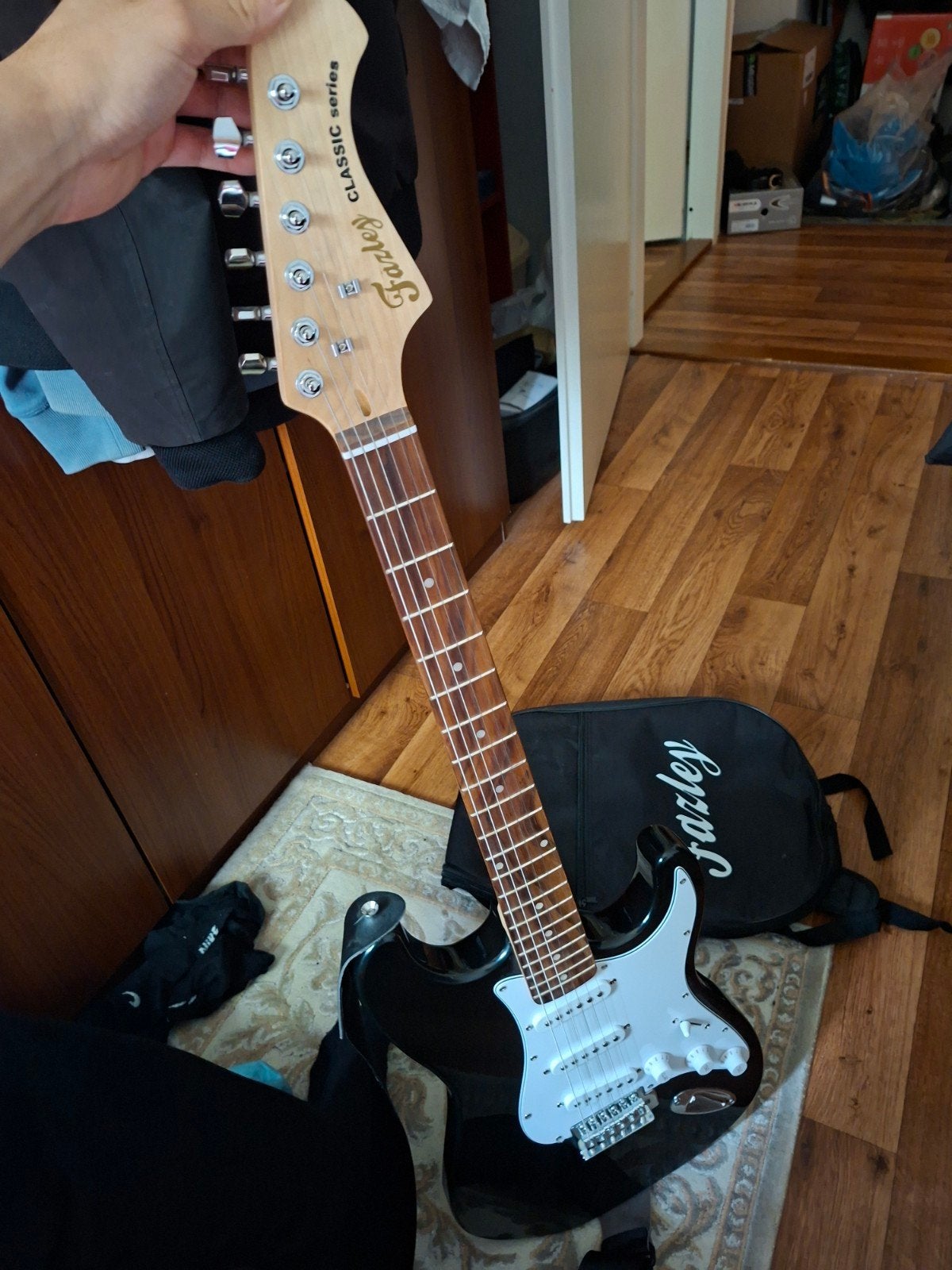 Fazley fst118 elektrische gitaar top voor beginners, Ophalen, Zo goed als nieuw, Solid body, Overige merken