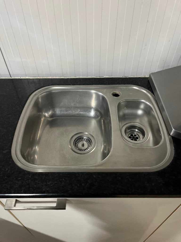 Keuken Compleet met APP 120Keukens op voorraad Nr. 2985, Ophalen, Zo goed als nieuw, Hoekkeuken, Greeploos