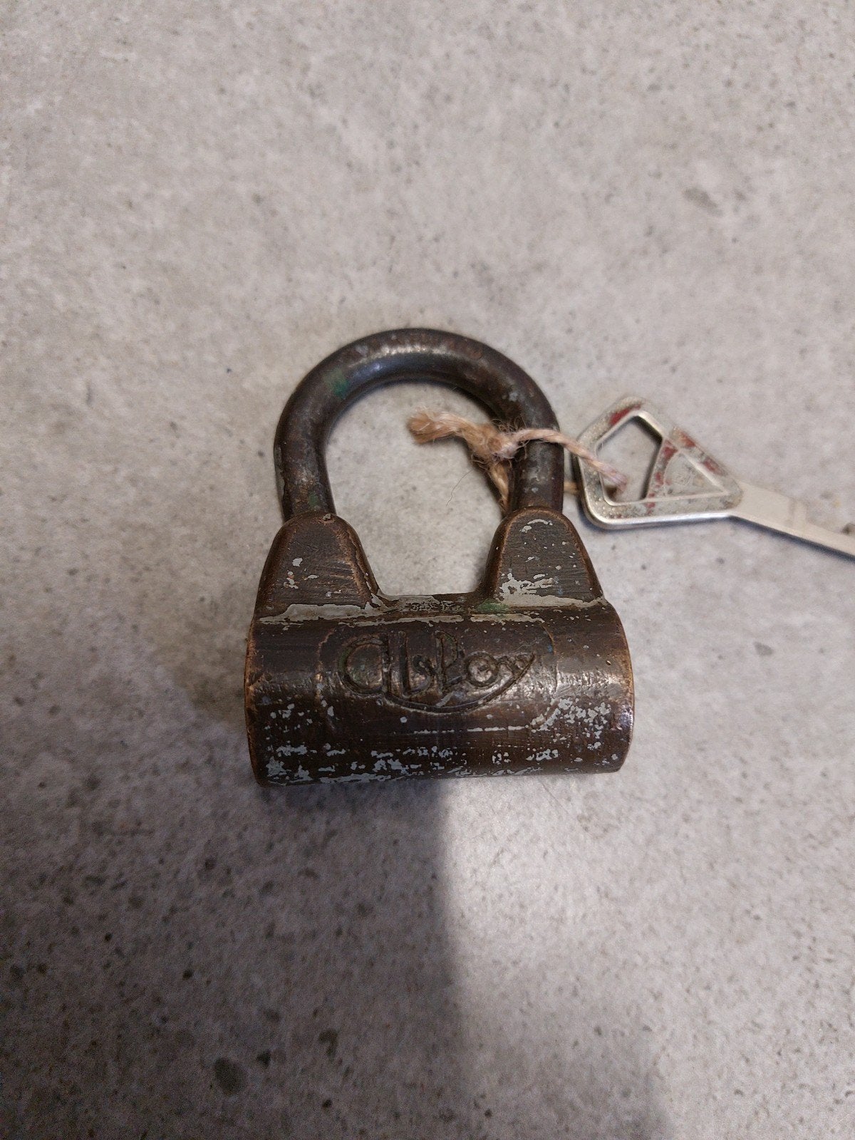 Fraai messing brons ? hang slot hangslot, Ophalen of Verzenden