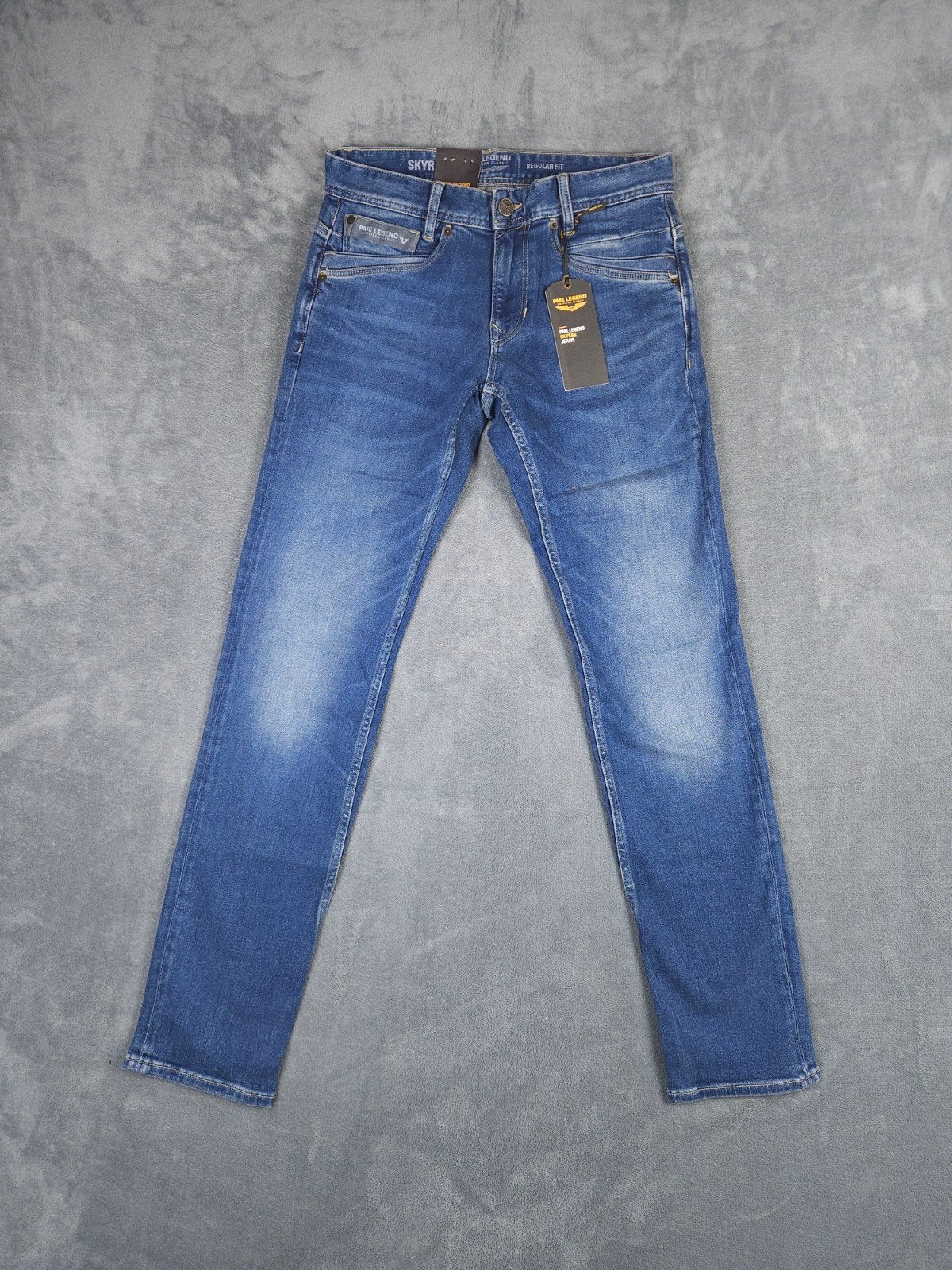 Pme Legend Broek Skyrak W31 L34 Blauw Regular Fit Jeans

Sta, Blauw, ., Nieuw, W32 (confectie 46) of kleiner