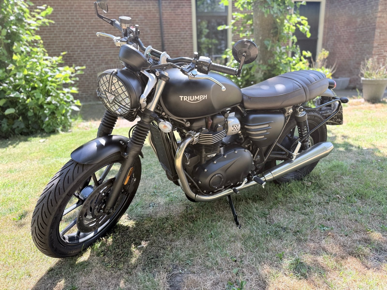 Zeer mooie Triumph Street Twin 900cc (custom), Motoren, 2 cilinders, Motorrijbewijs A, Gebruikt, 900 cc