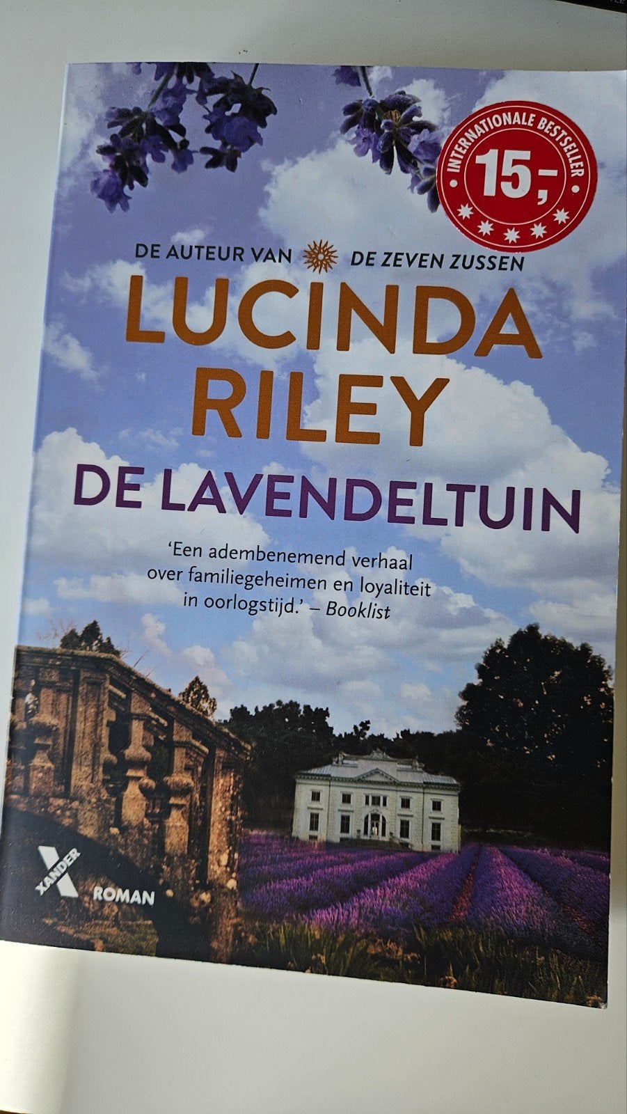 De Lavendeltuin - Lucinda Riley, Ophalen of Verzenden, Zo goed als nieuw, Luncinda riley, Nederland
