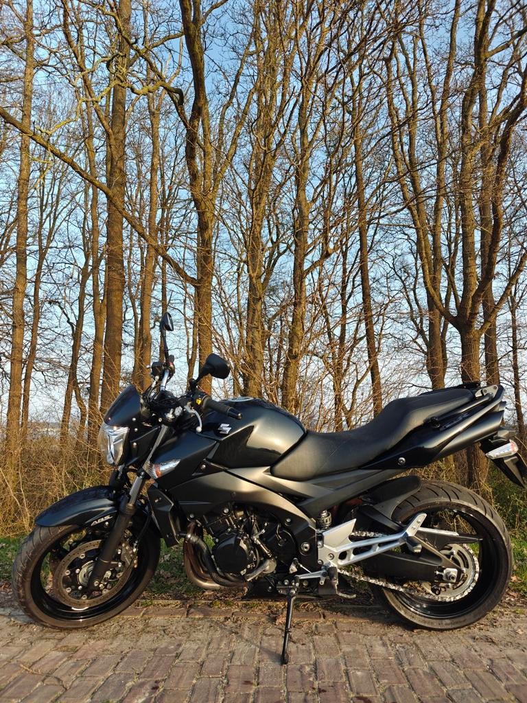 Suzuki GSR600A ABS 2009 Zwart GPR uitlaat, Motoren, Motoren | Suzuki, 4 cilinders, Motorrijbewijs A, Sportuitlaat, Particulier