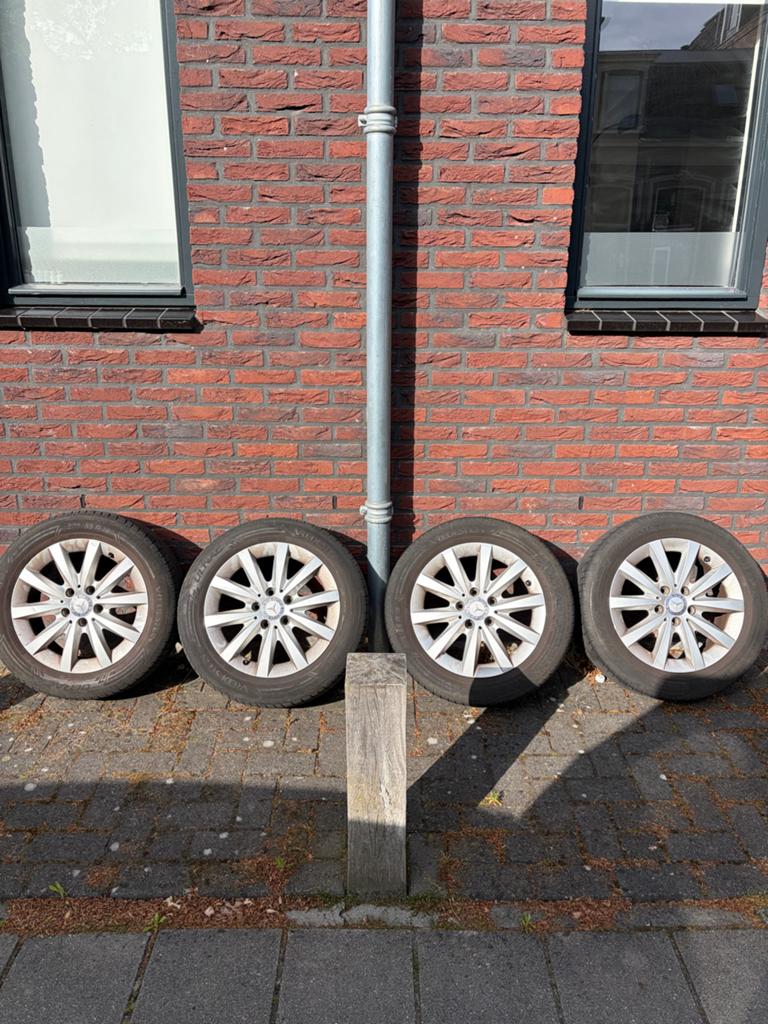 16 inch velgen met banden voor Mercedes A Klasse, Ophalen, Gebruikt