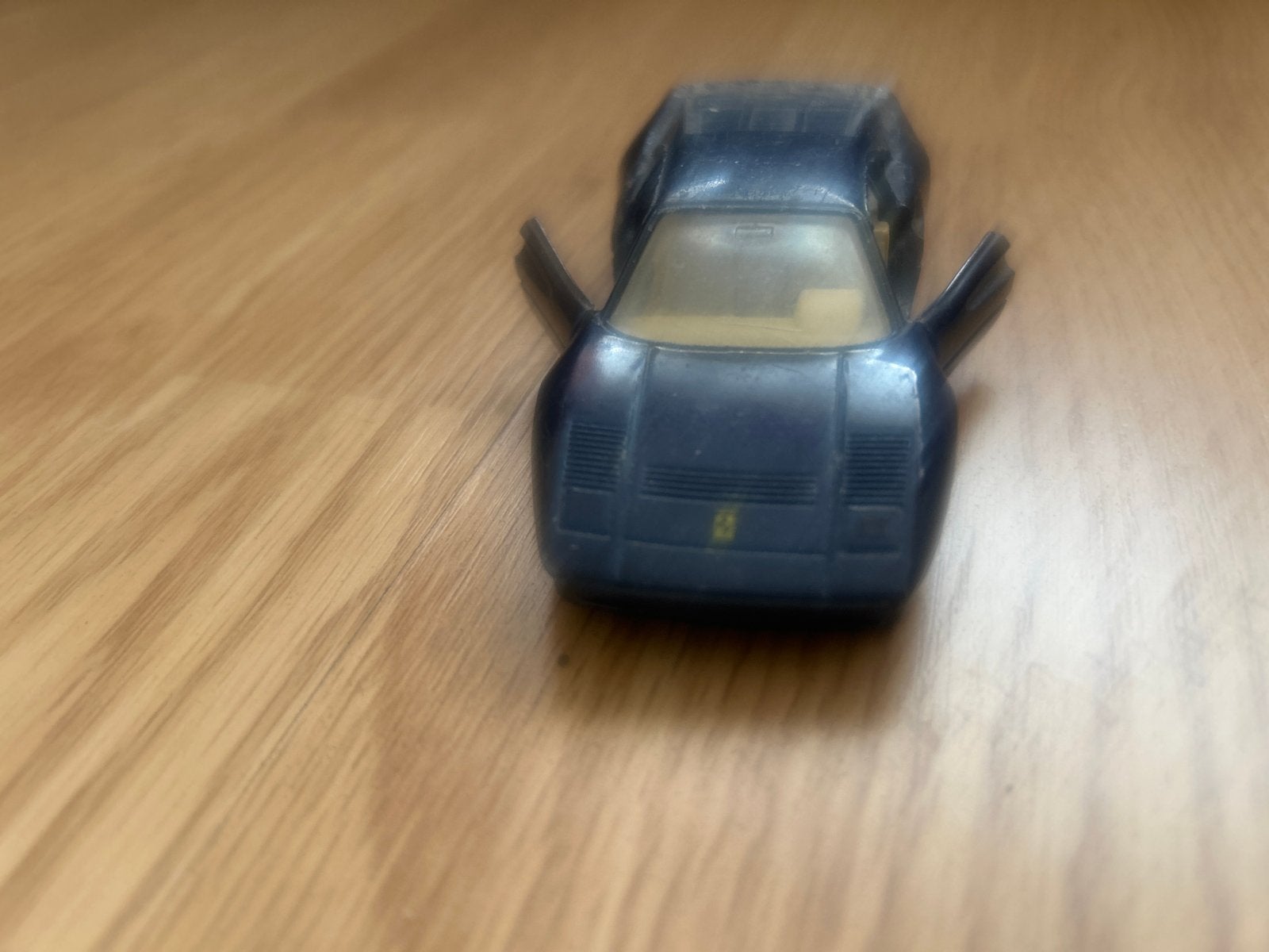 Ferrari 288 GTO Maisto Shell 1/36 - Onderkant, Ophalen, Gebruikt, Auto, Overige merken