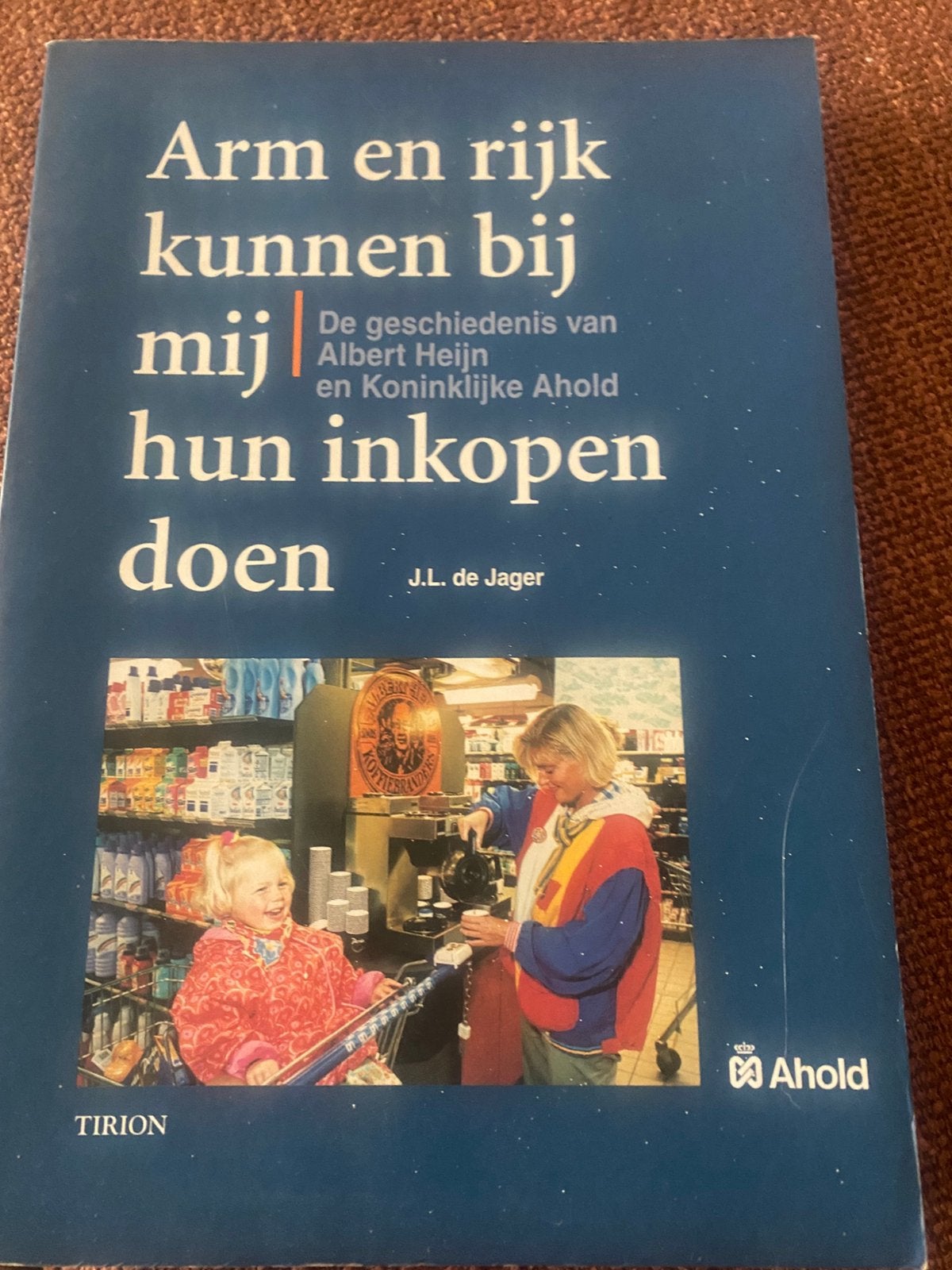 Arm en rijk kunnen bij mij hun boodschappen doen, Ophalen of Verzenden, Gelezen, Overige