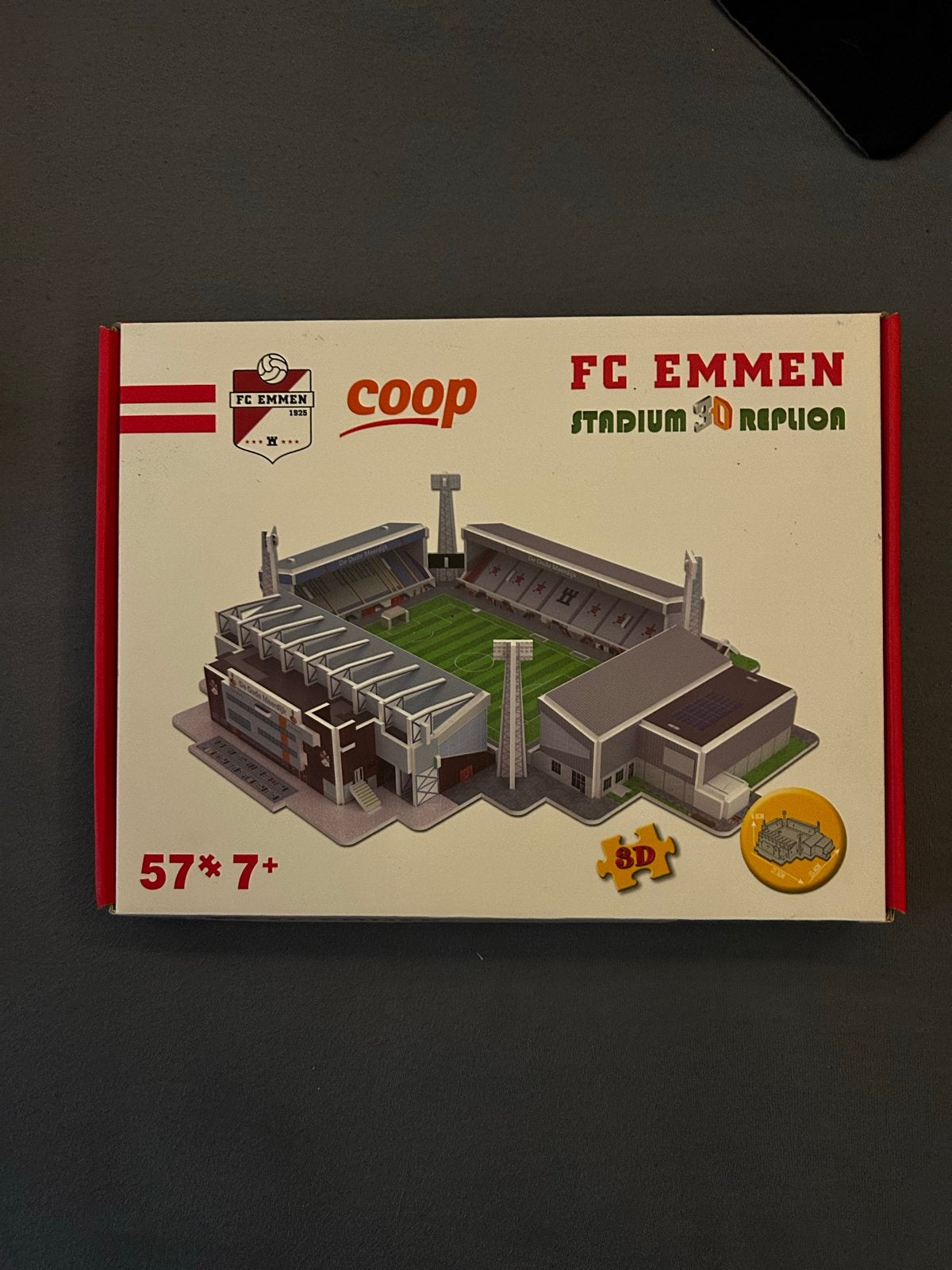 FC Emmen Stadion 3D Puzzel, Ophalen of Verzenden, Zo goed als nieuw, Overige merken