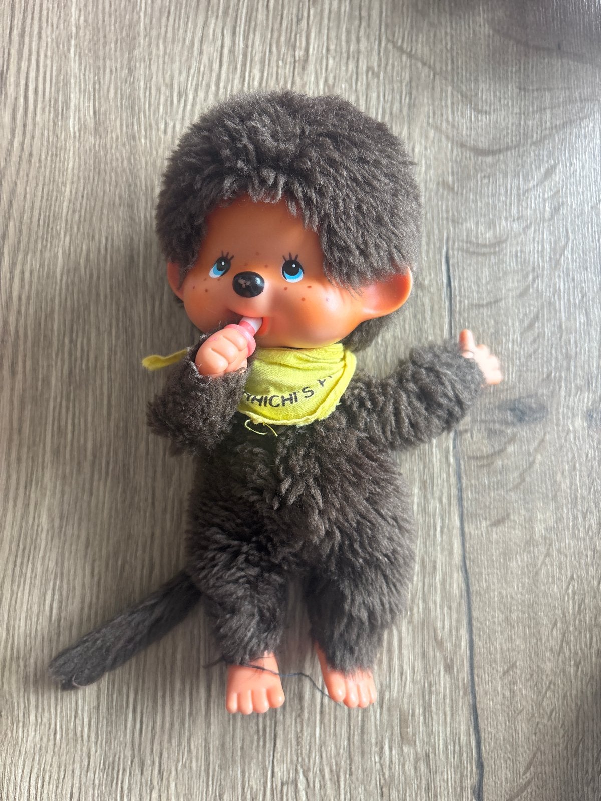 Vintage Monchhichi Sekiguchi 1974 knuffel aap, Gebruikt, Overige merken, Ophalen of Verzenden, Met label