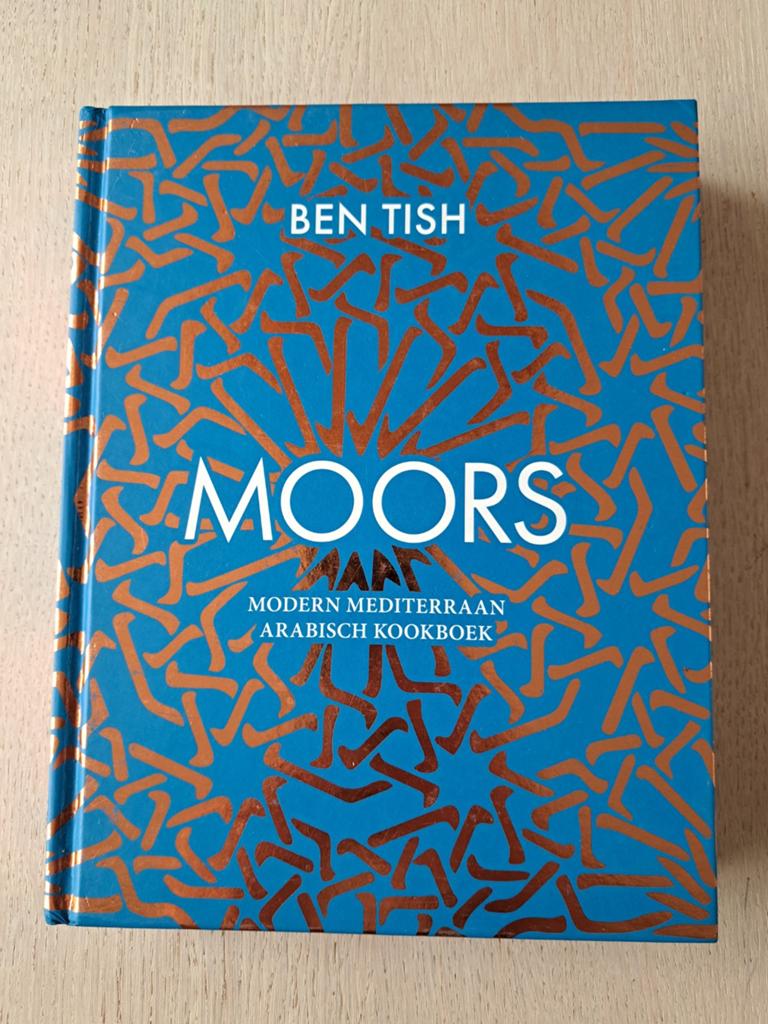 MOORS - Ben Tish, Boeken, Ophalen of Verzenden, Zo goed als nieuw, Midden-Oosten en Marokko