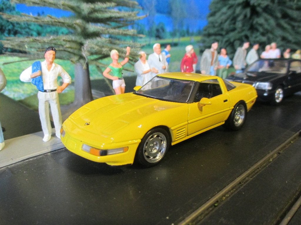 1/43 Chevrolet Corvette C4 Coupe - Detail Cars #217 geel, Ophalen of Verzenden, Nieuw, Auto, Overige merken
