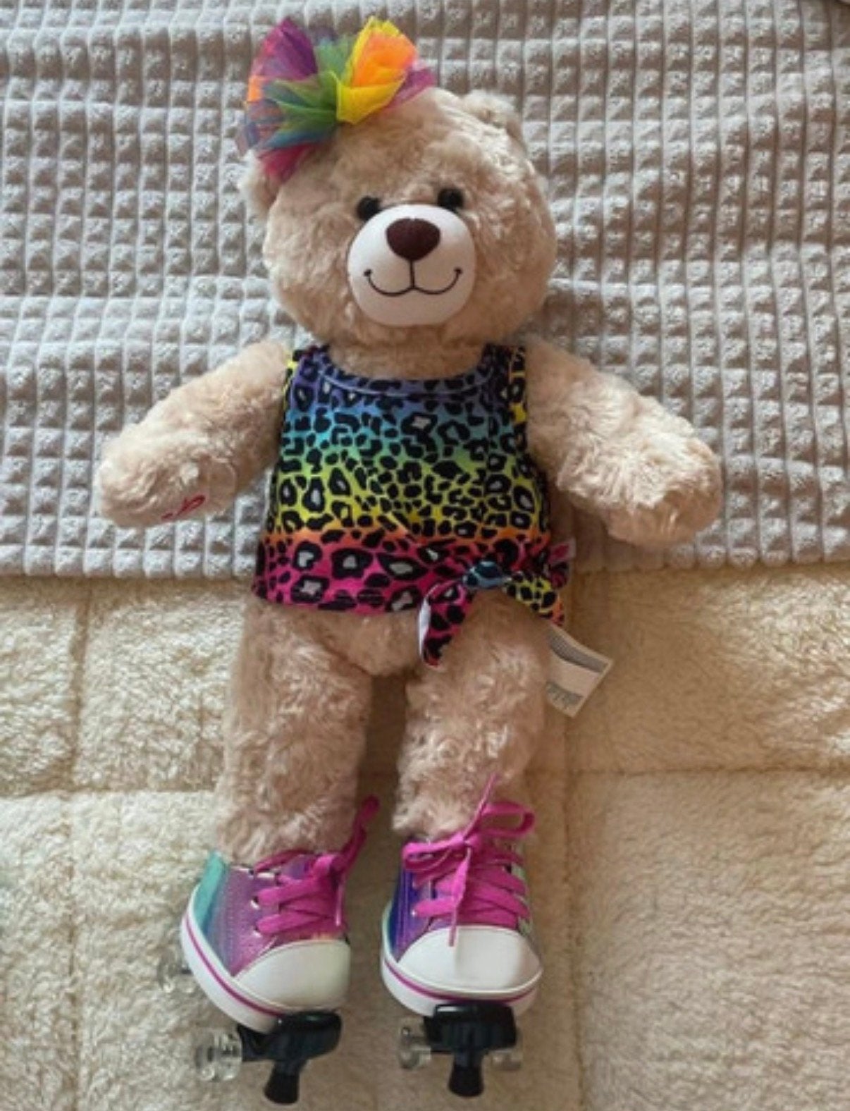 Build-A-Bear knuffelbeer met kleding en accessoires, Beer, Ophalen of Verzenden, Zo goed als nieuw, Middelgroot (20 tot 80 cm)