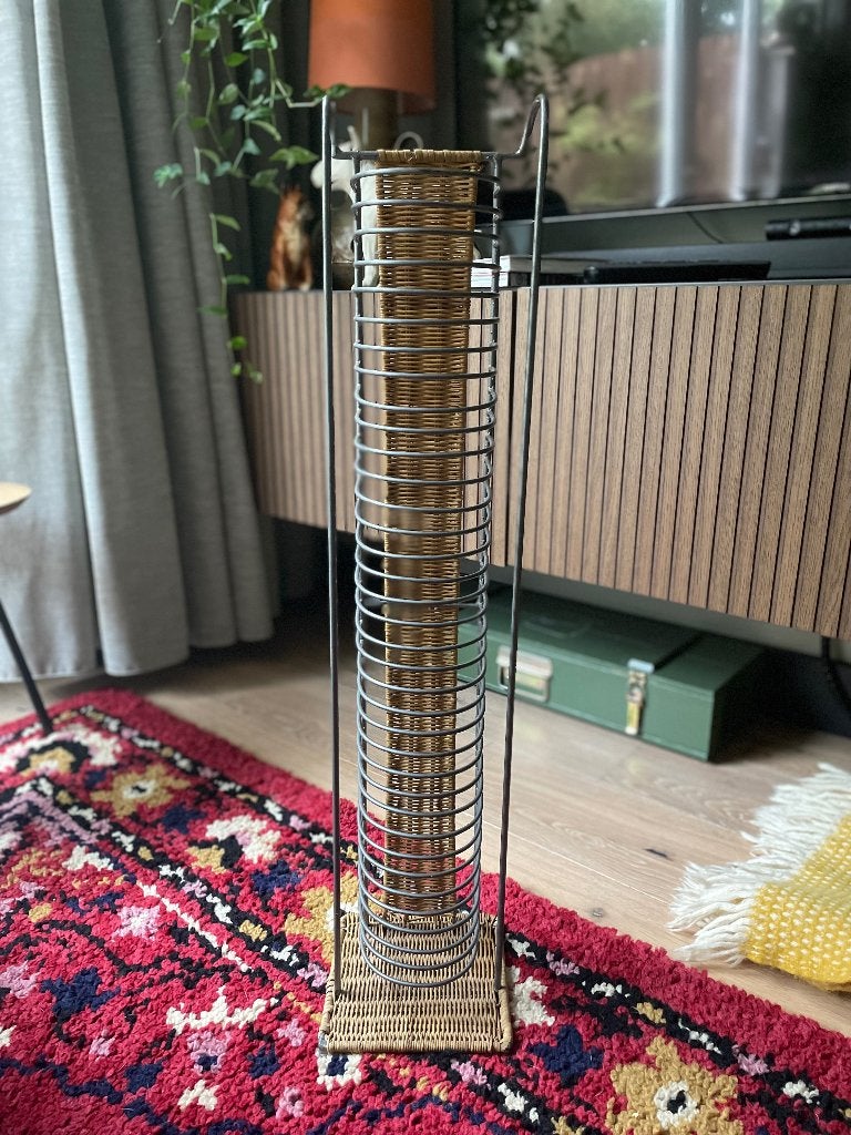 Cd rek vintage rotan, Huis en Inrichting, Ophalen, Zo goed als nieuw, Metaal, 25 tot 75 discs