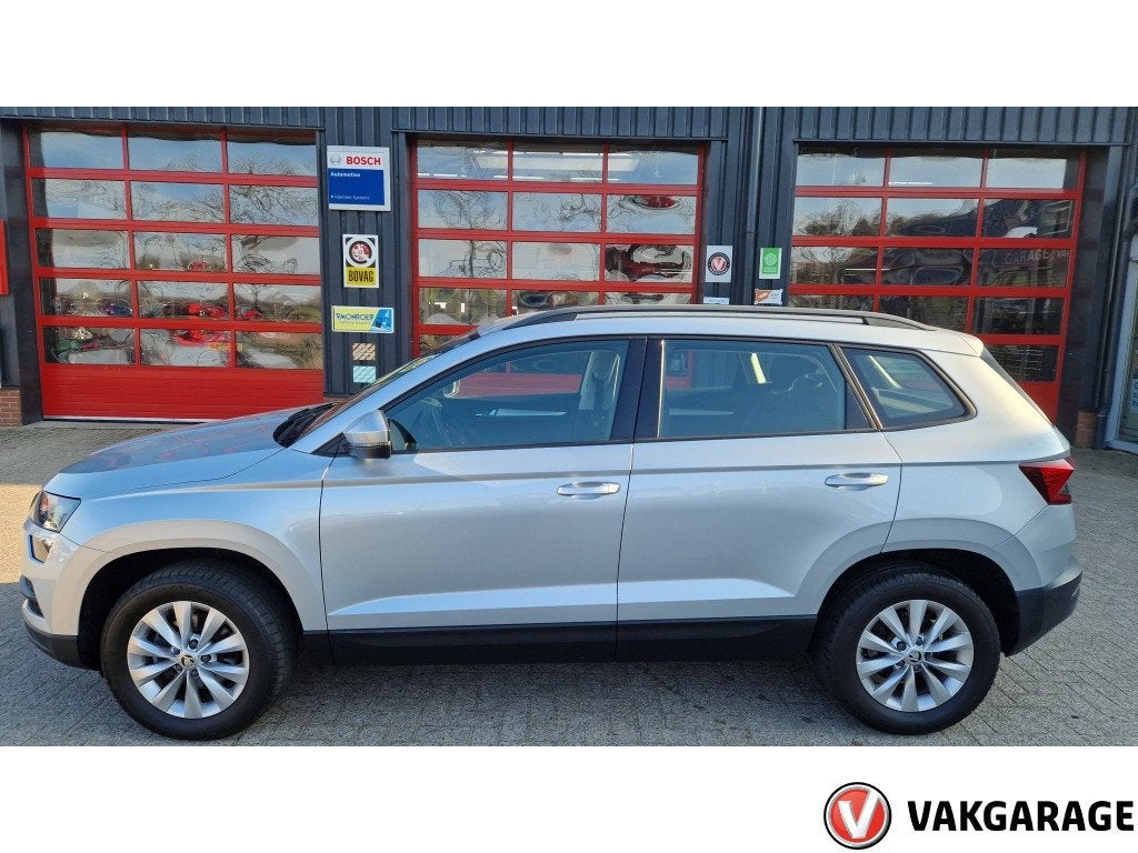 Skoda Karoq 1e eig org km. 1.0 TSI Ambition (bj 2019), Auto's, Skoda, Euro 6, 116 pk, Nieuw, 3 cilinders