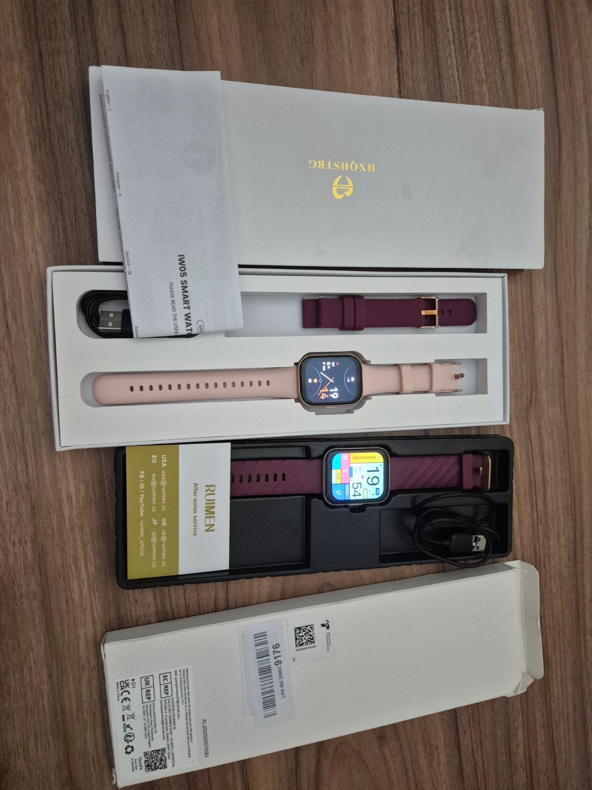 2 x smartwatch - Nieuw in doos, Ruimen, Nieuw, Ophalen of Verzenden, Roze