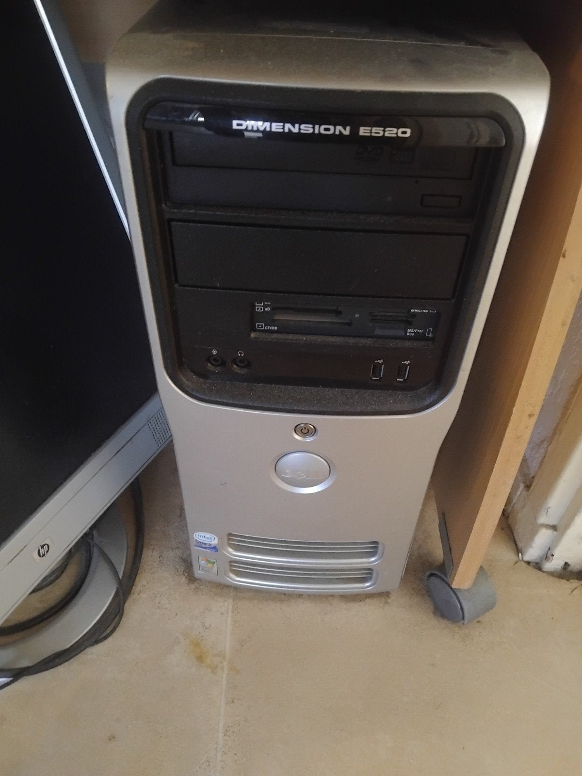 HP Scherm en Dell Dimension E520 PC, Ophalen of Verzenden, Gebruikt, Met monitor, Dell