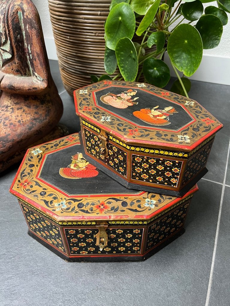 Indiase handbeschilderde kistjes India kist painted set, Huis en Inrichting, Woonaccessoires | Kisten, Minder dan 50 cm, Ophalen of Verzenden
