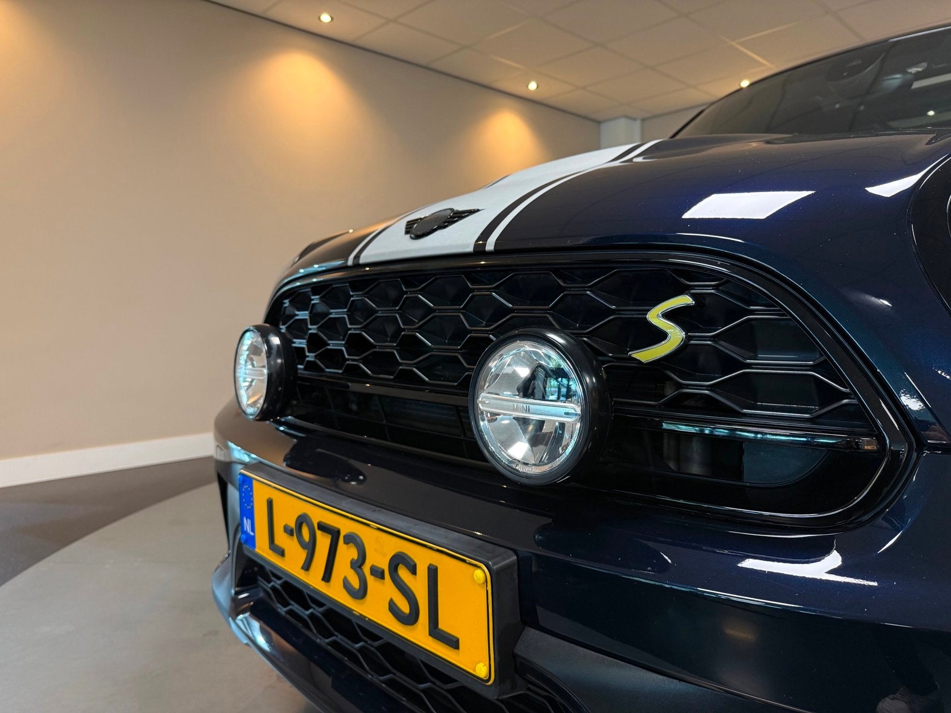 Mini Countryman 1.5 Cooper S E ALL4 *220Pk!* Pano|Carplay|Ca, Auto's, Mini, Automaat, Dealer onderhouden, Gebruikt, Euro 6