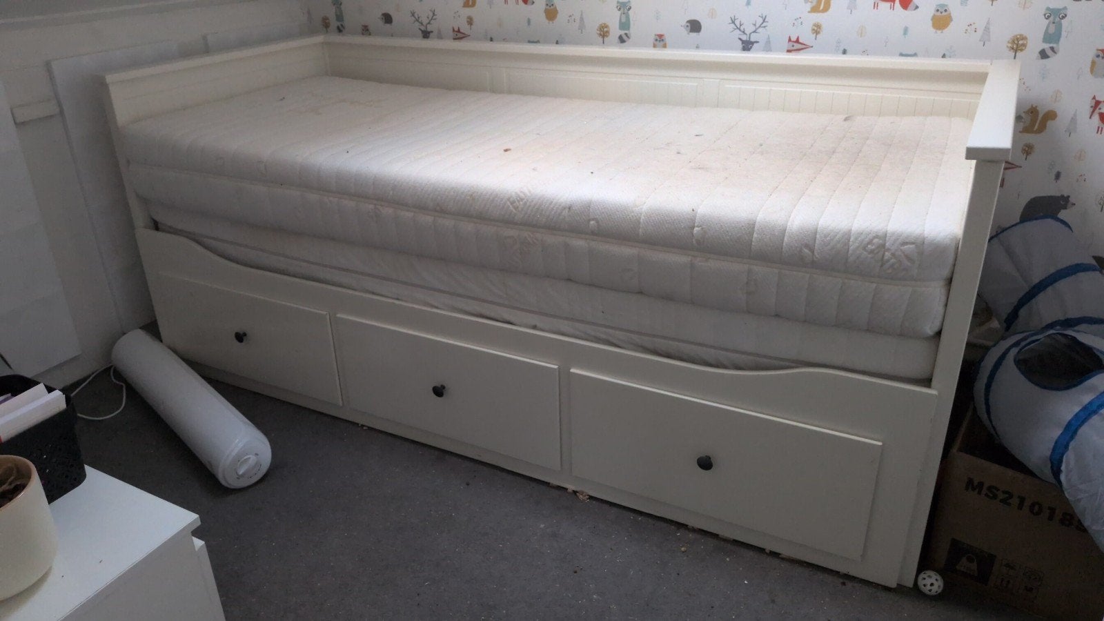 HEMNES Ikea bed incl. twee matrassen, Ophalen, Verstelbaar, Wit, Tweepersoons