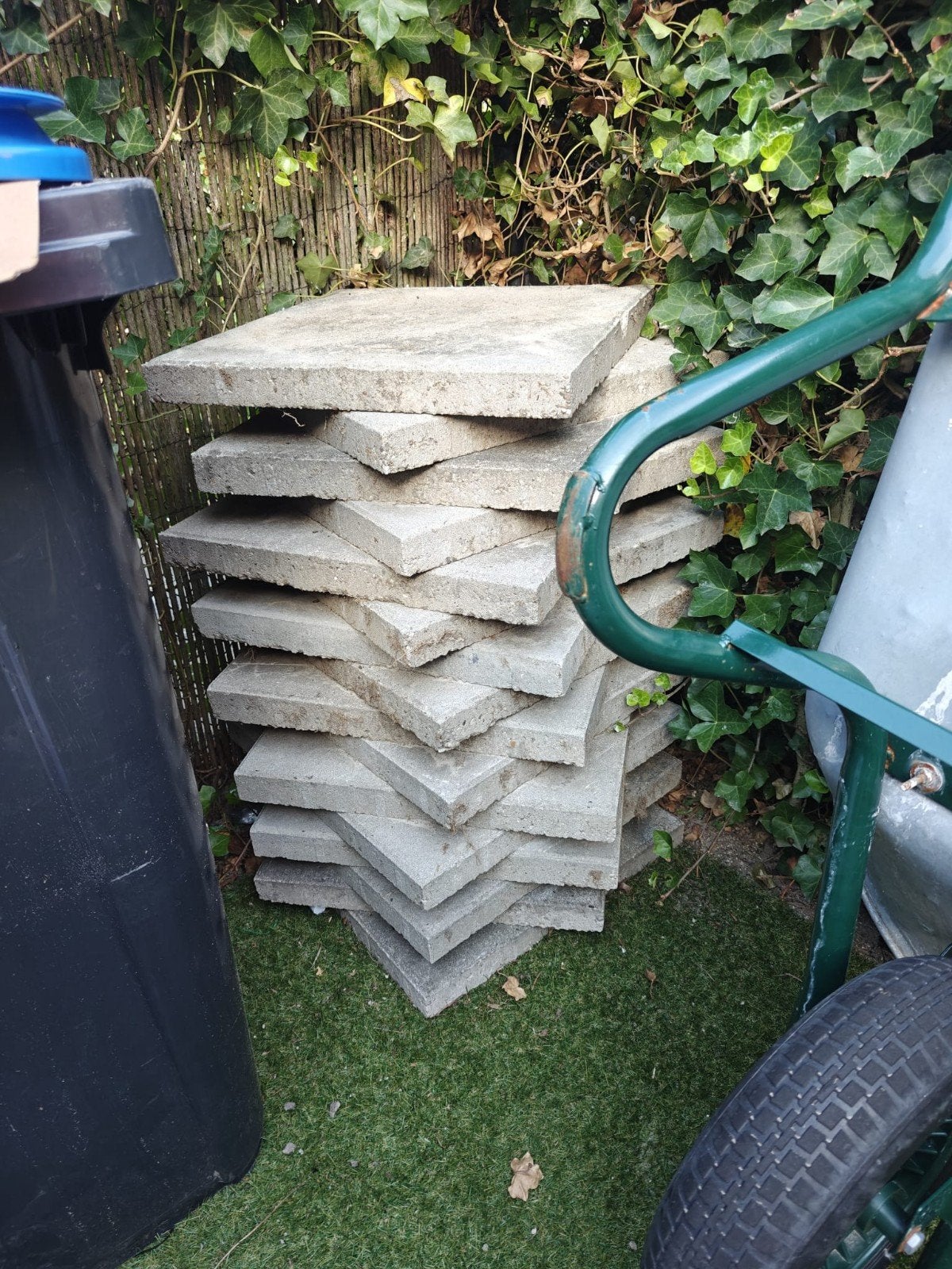 Stoeptegels gratis op te halen, Ophalen, Gebruikt, 10 m² of meer, Beton