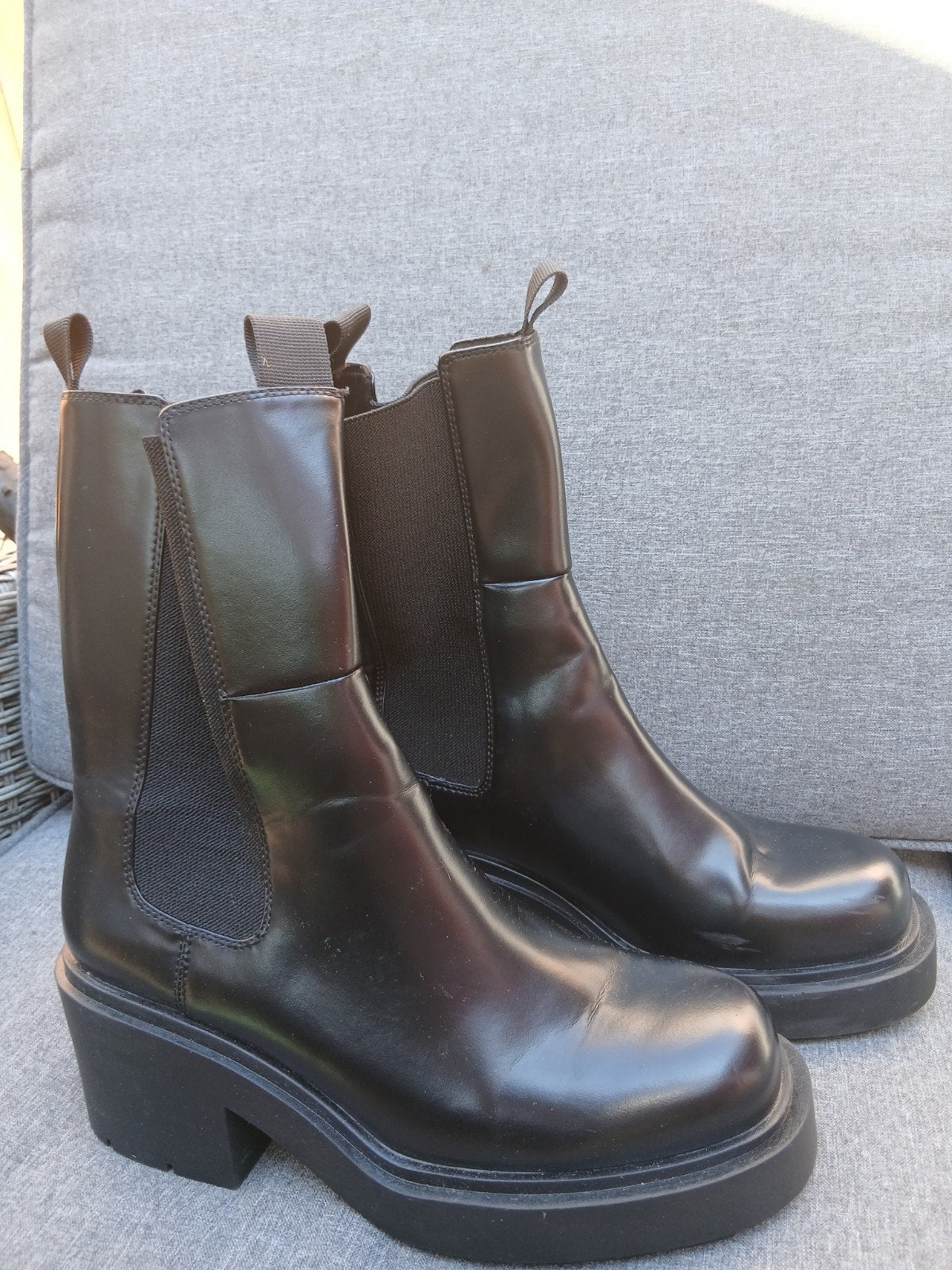 half hoge laarzen in nieuw staat, Ophalen, H&M, Zwart, Lage of Enkellaarzen