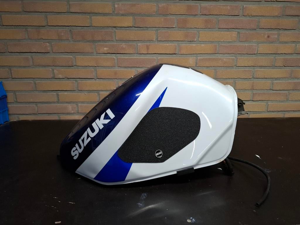 Suzuki GSXR 600 K1 K2 K3 Tank - Wit/Blauw, Motoren, Ophalen, Gebruikt