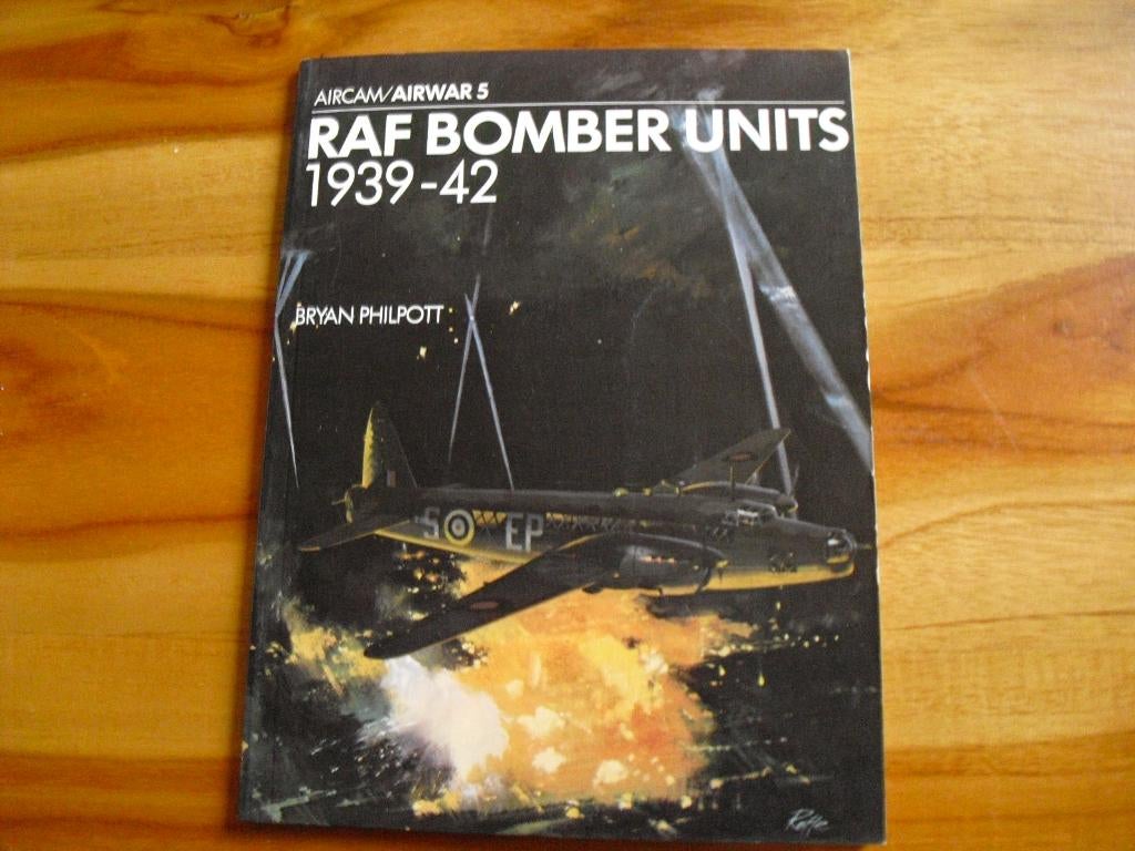 RAF bomber units 1939-42, Ophalen of Verzenden, Tweede Wereldoorlog, Gelezen, Overige onderwerpen
