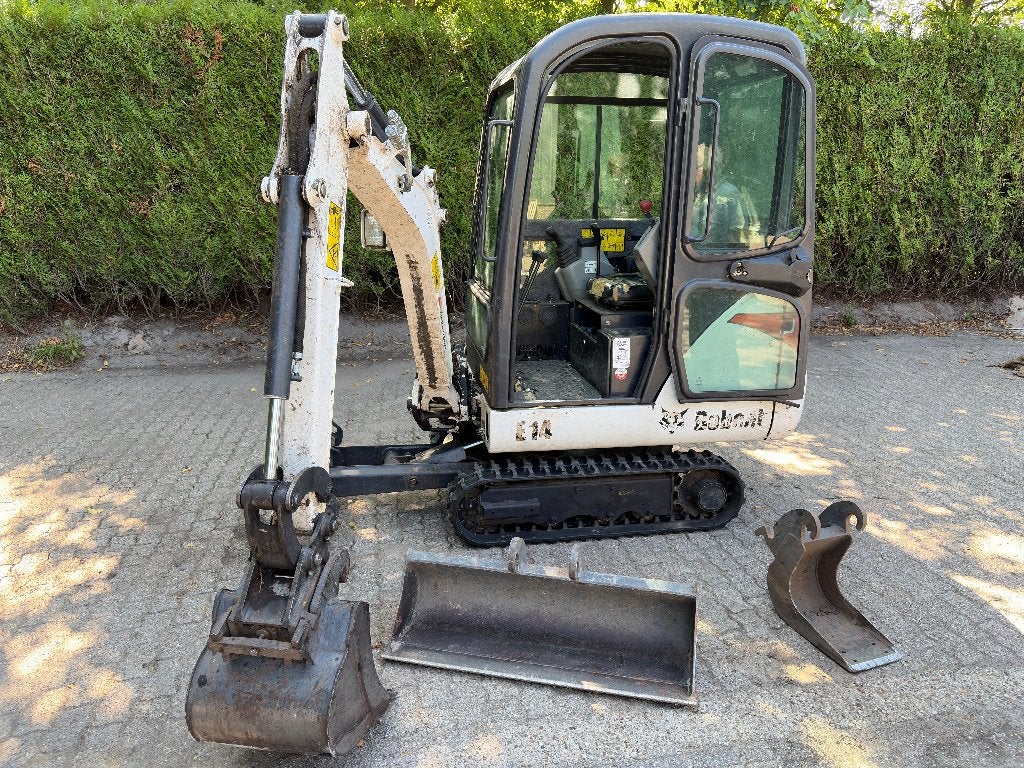 Bobcat E14 graafmachine, Ophalen, Graafmachine