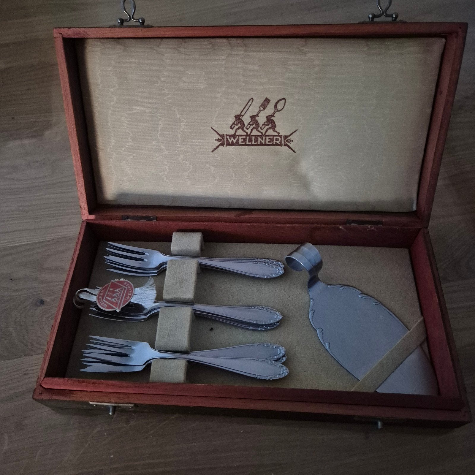 Vintage gebak set in houten cassette, Ophalen