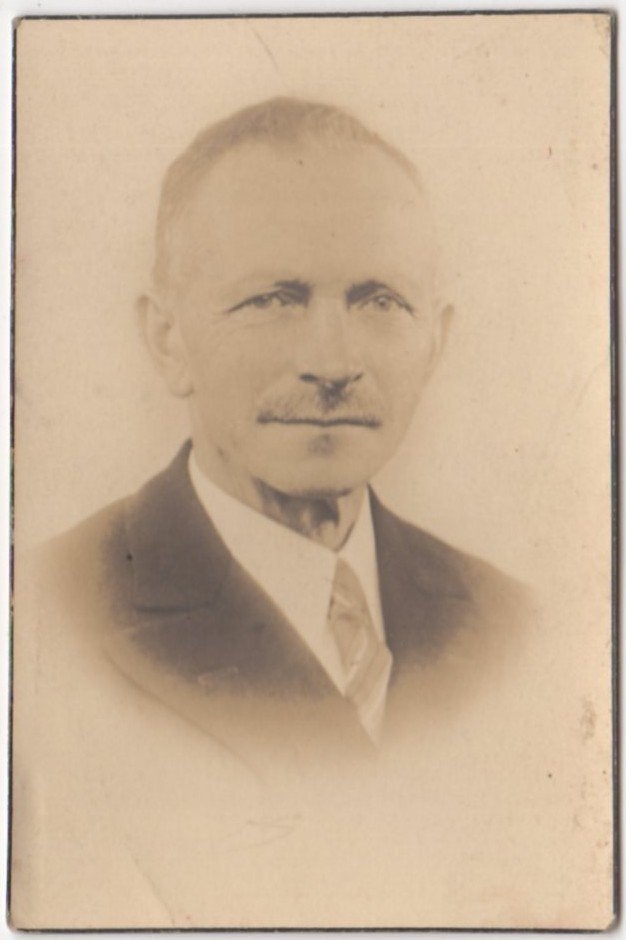 Johannes C. van Hees 1873 Hilvarenbeek + 1941 Tilburg, 67 jr, Verzenden