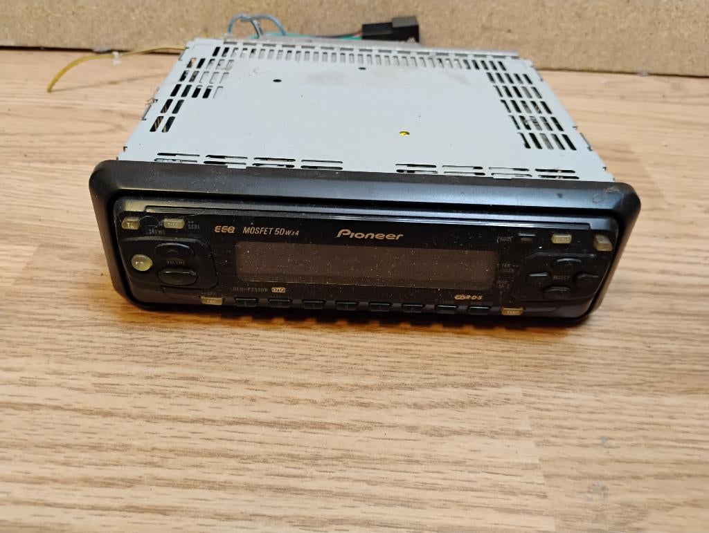 Goedwerkende Pioneer autoradio, Auto diversen, Autoradio's, Ophalen of Verzenden, Gebruikt