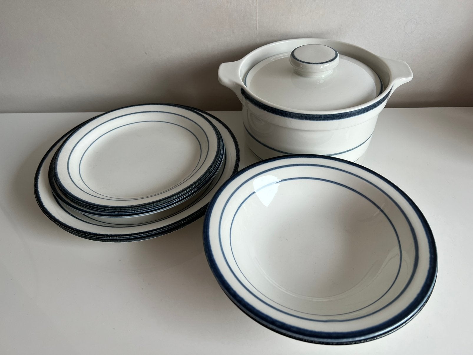 7 Zweeds VDN Rörstrand FJORD Bord Ovenschaal Jacqueline Lynd, Ophalen of Verzenden, Zo goed als nieuw, Keramiek, Compleet servies