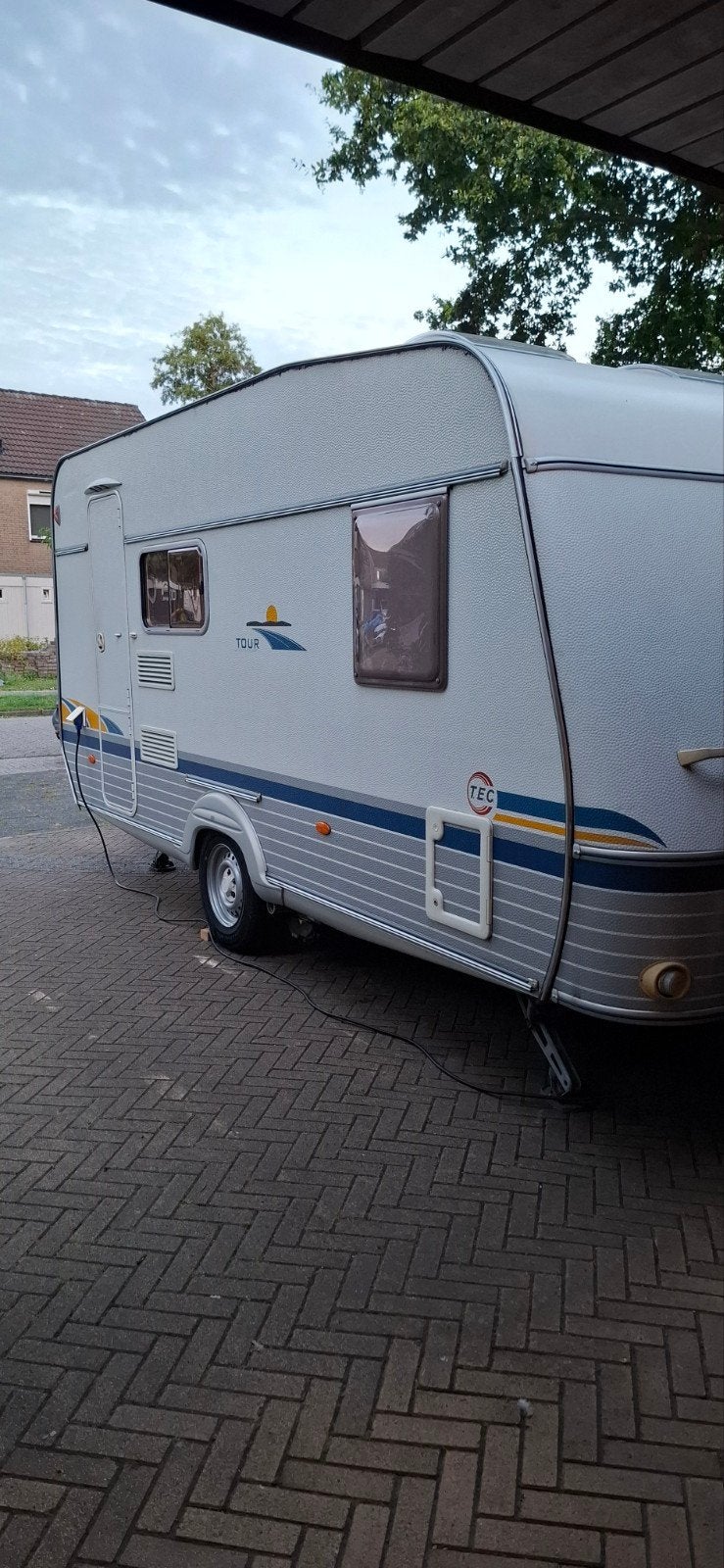 TEC Tour Caravan 450 p1., Caravans en Kamperen, Caravans, Kachel, T.E.C., Frans bed, Treinzit