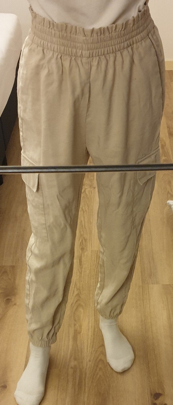 Lange dames broek, Cargo, luchtig,beige, Only, maat XS, zgan, Only, Beige, Ophalen of Verzenden, Zo goed als nieuw