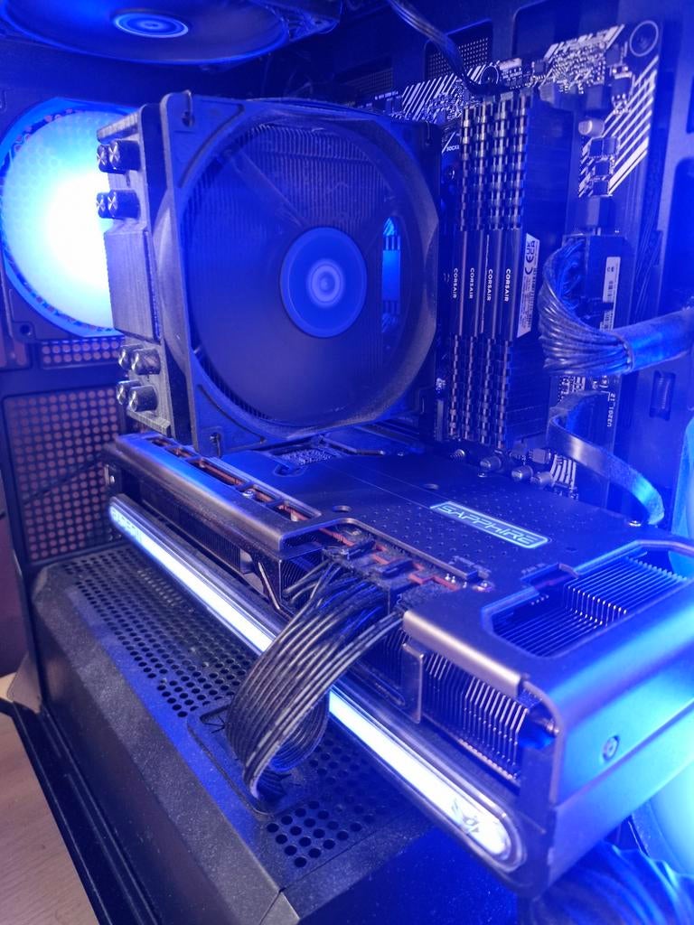 AMD Radeon RX 7800 XT Sapphire Nitro+ 16GB, AMD, GDDR6, PCI-Express 4, Ophalen of Verzenden