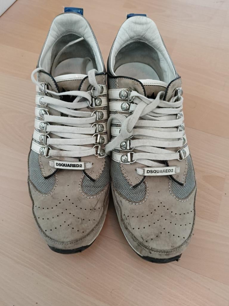 Grijs met witte dsquared2 sneakers maat 41, Ophalen of Verzenden, Overige kleuren