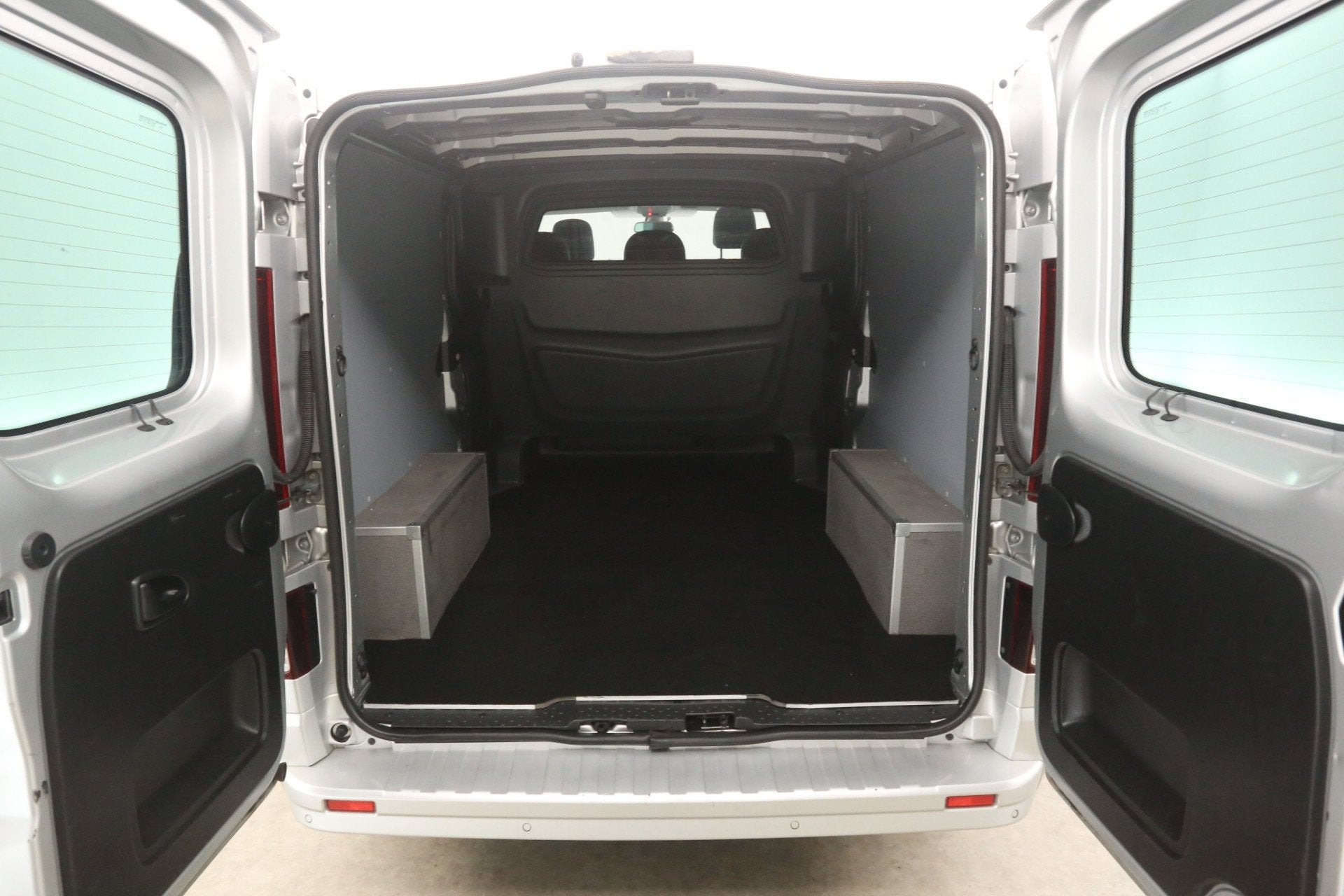 Opel Vivaro 1.6 CDTI IRMSCHER 146PK L2H1 | Dubbele Cabine |, Auto's, Voorwielaandrijving, 145 pk, Gebruikt, Euro 6