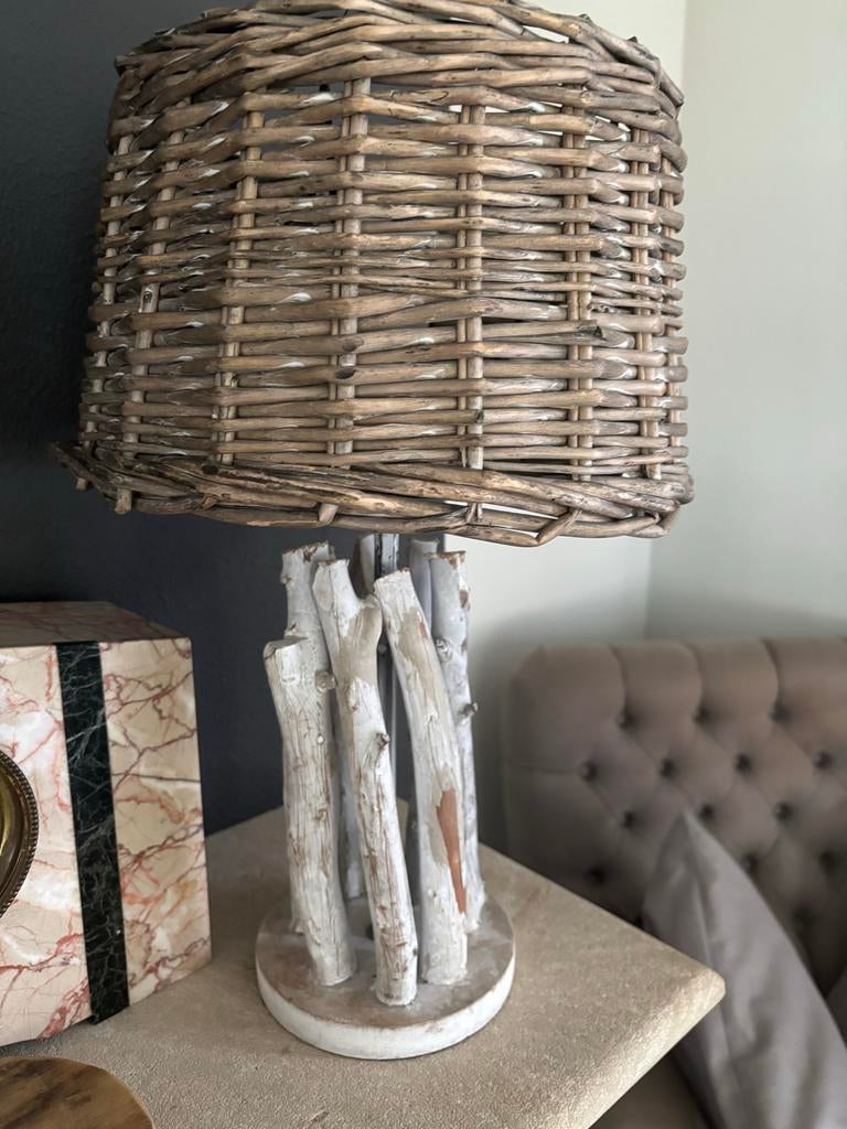 Landelijk houten lamp met rieten kap - Rivièra Maison look, Ophalen, Zo goed als nieuw, Hout, 50 tot 75 cm