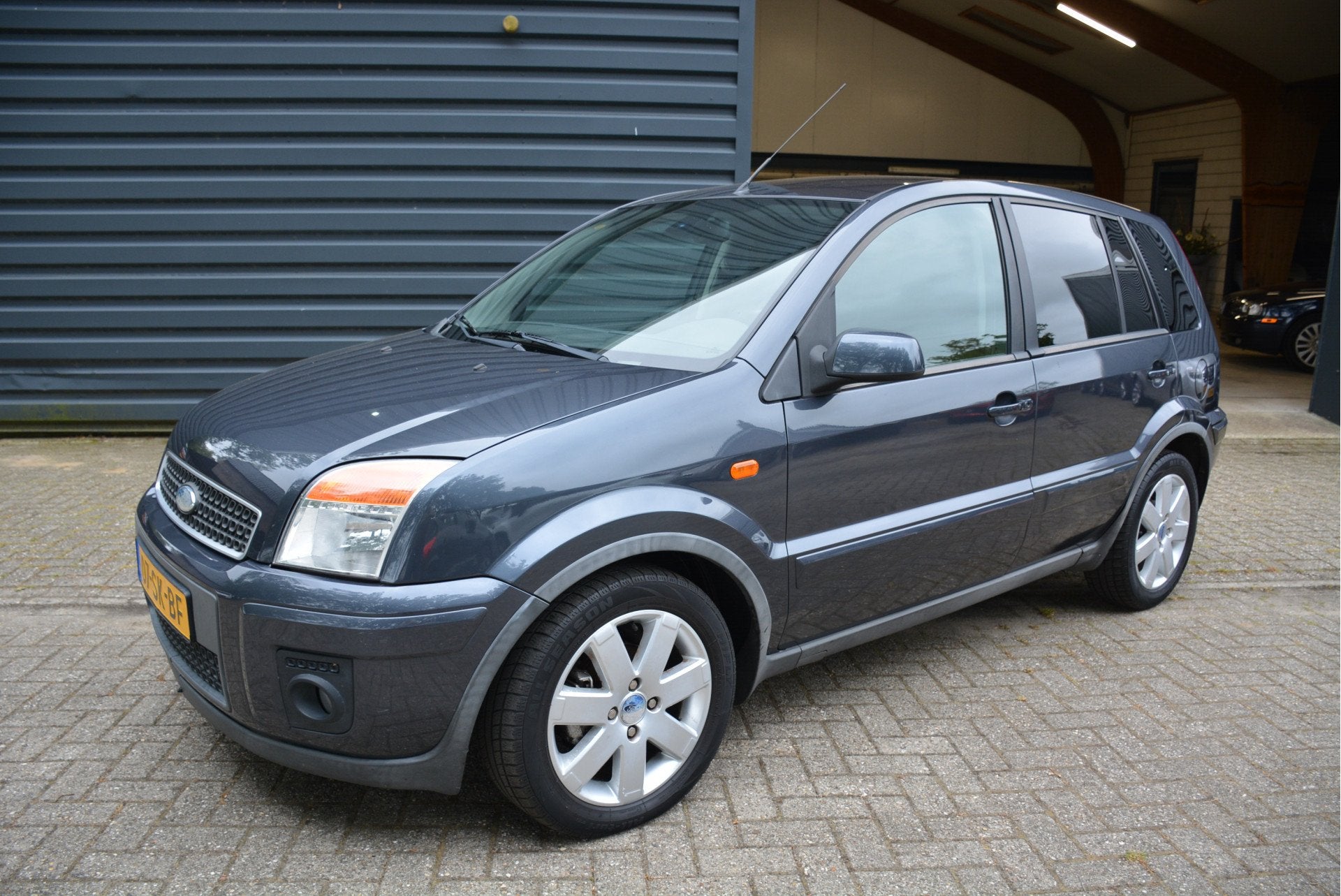 Ford Fusion 1.4-16V Futura Airco Centraal Trekhaak Nieuwe AP, Auto's, Voorwielaandrijving, 82 pk, Origineel Nederlands, Bedrijf