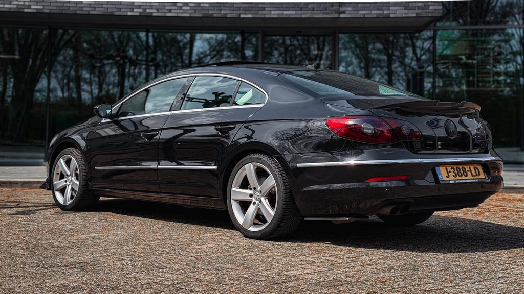 Volkswagen Passat 1.8 TSI 118KW CC 2008 Zwart, Auto's, Volkswagen, 4 cilinders, Zwart, 75 €/maand, Handgeschakeld