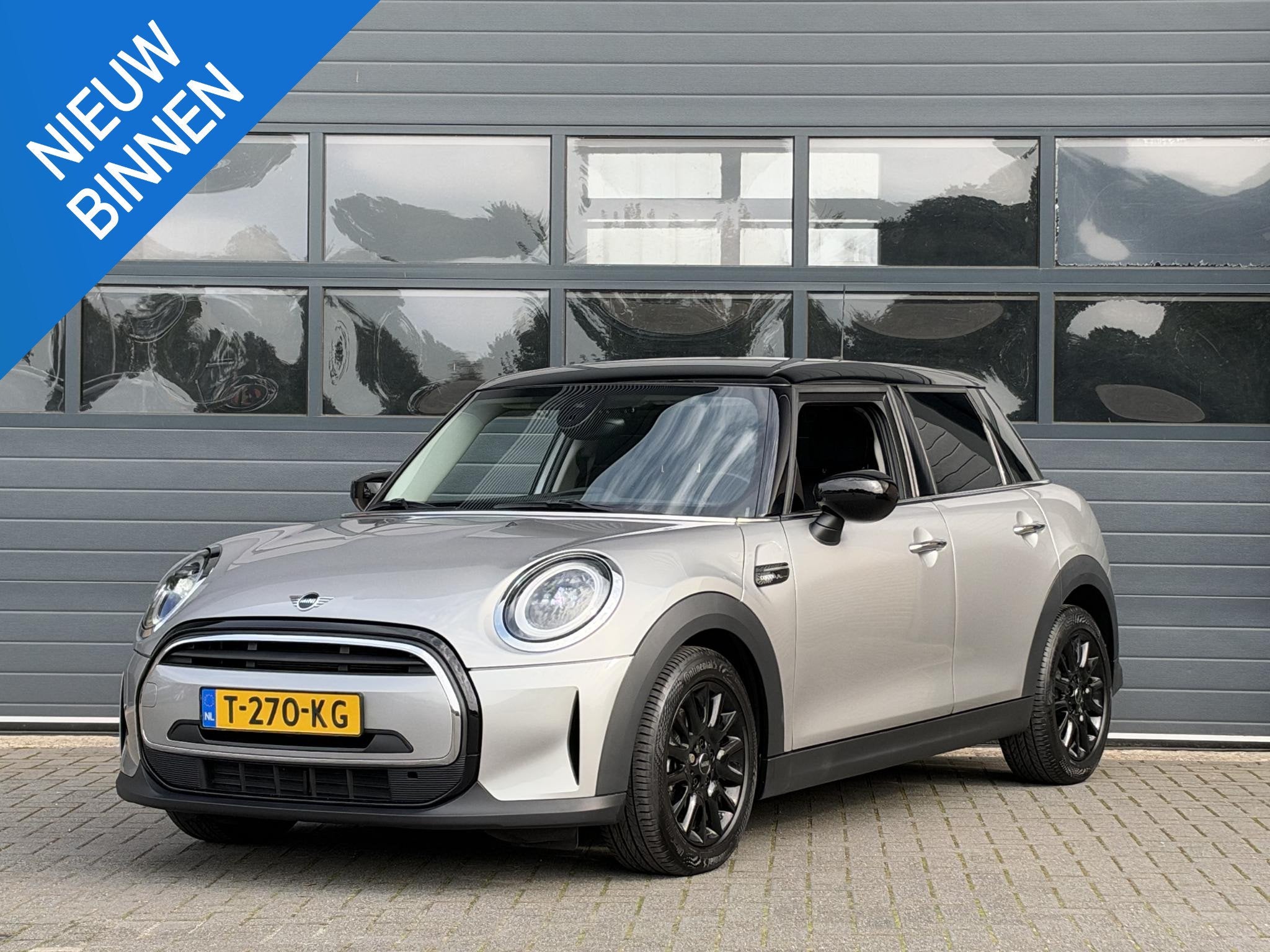 MINI COOPER 1.5 BUSINESS EDITION I AUTOMAAT I 5-DEURS I APPL, 136 pk, Gebruikt, Met garantie (alle), Leder en Stof