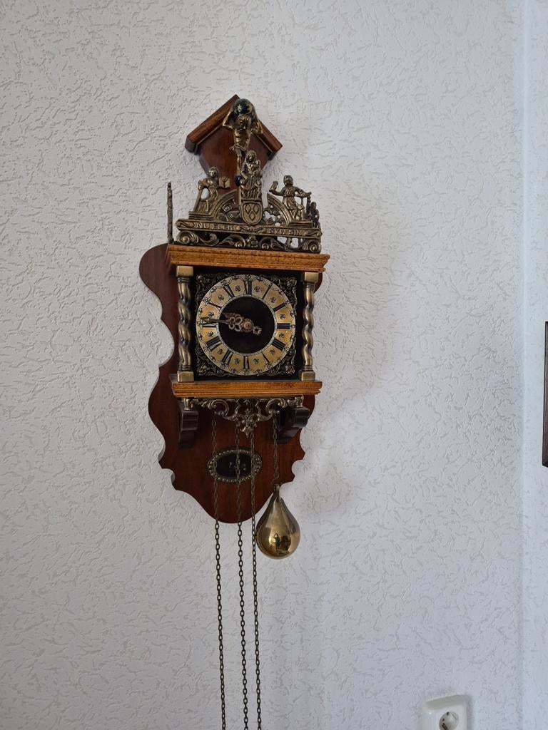 Antieke wandklok - decoratief, defecte ketting, Antiek en Kunst, Antiek | Klokken, Ophalen