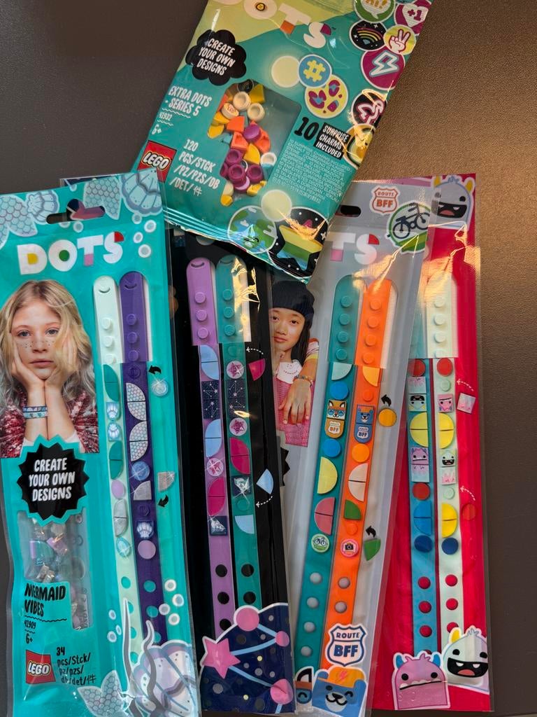 8x LEGO DOTS Armbanden en Extra Dots - Nieuw in verpakking, Kinderen en Baby's, Speelgoed | Bouwstenen, Nieuw, Overige merken
