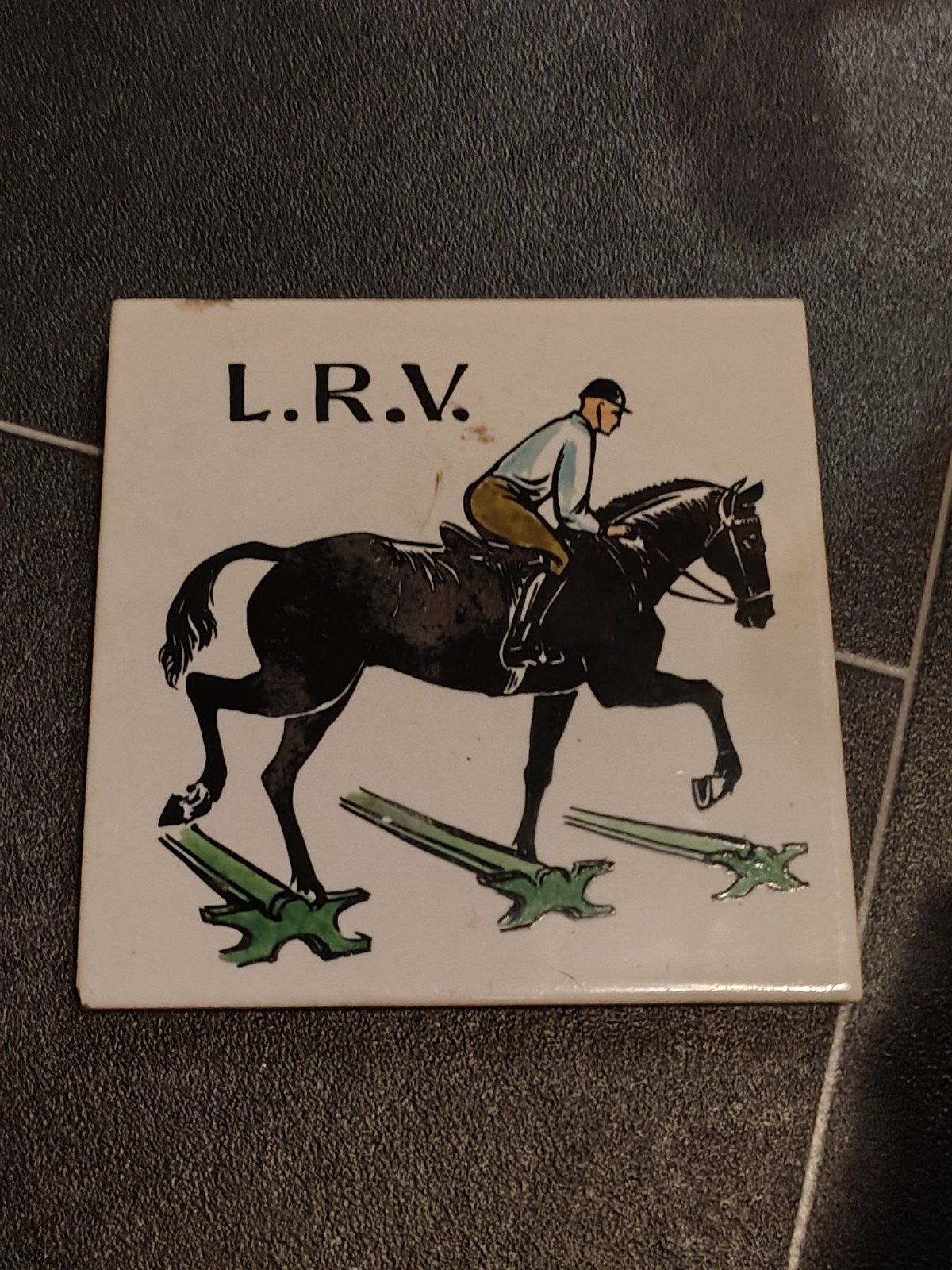 Tegel L.R.V., Ophalen of Verzenden